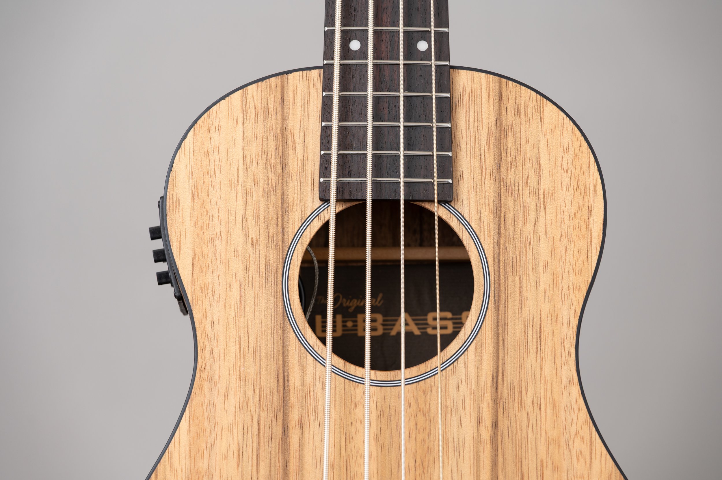 Kala U-Bass Pacific Walnut-2383.jpg