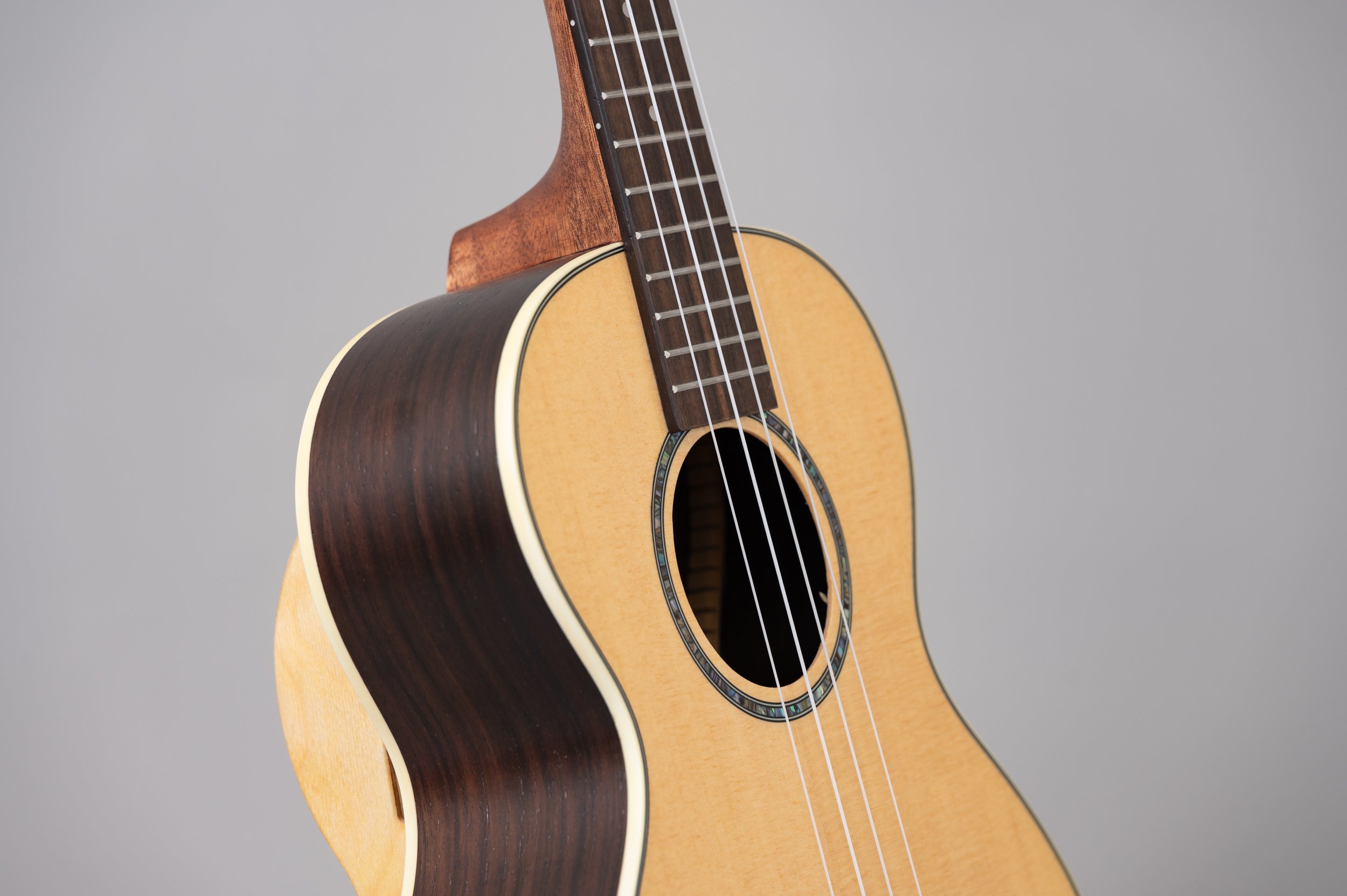 Ohana TK-70R-2526.jpg