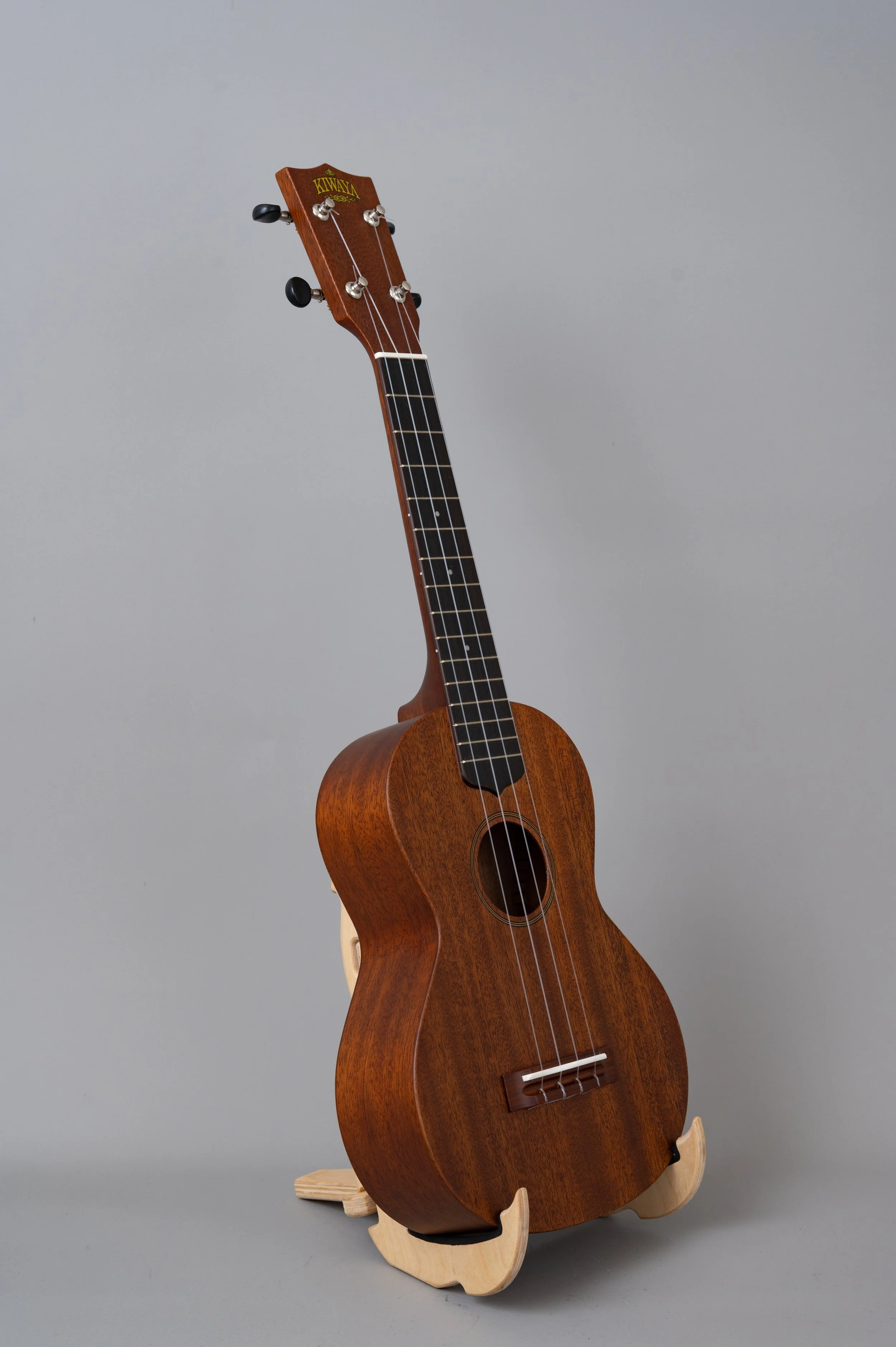Kiwaya LC-2963.jpg