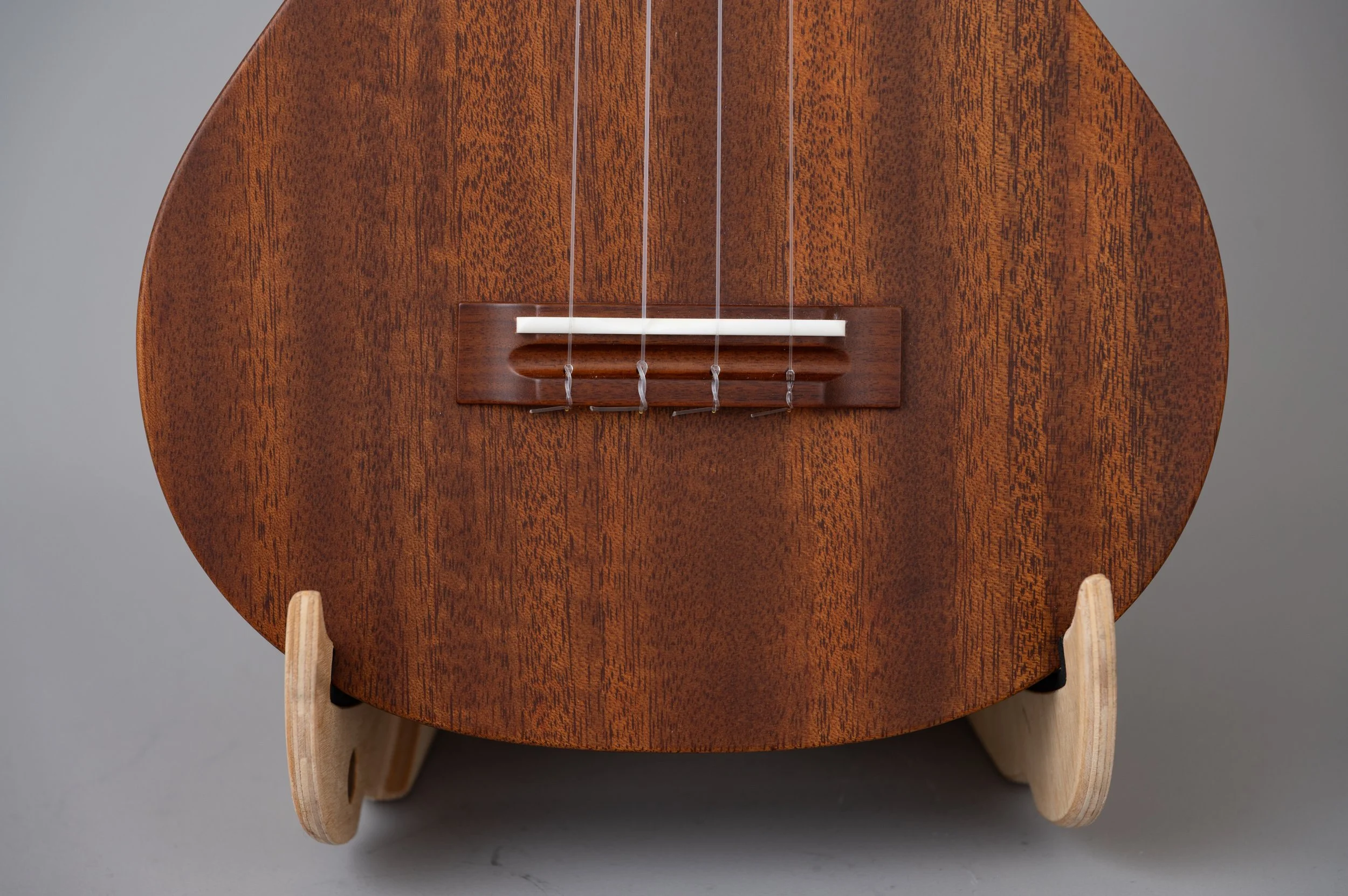 Kiwaya LC-2956.jpg