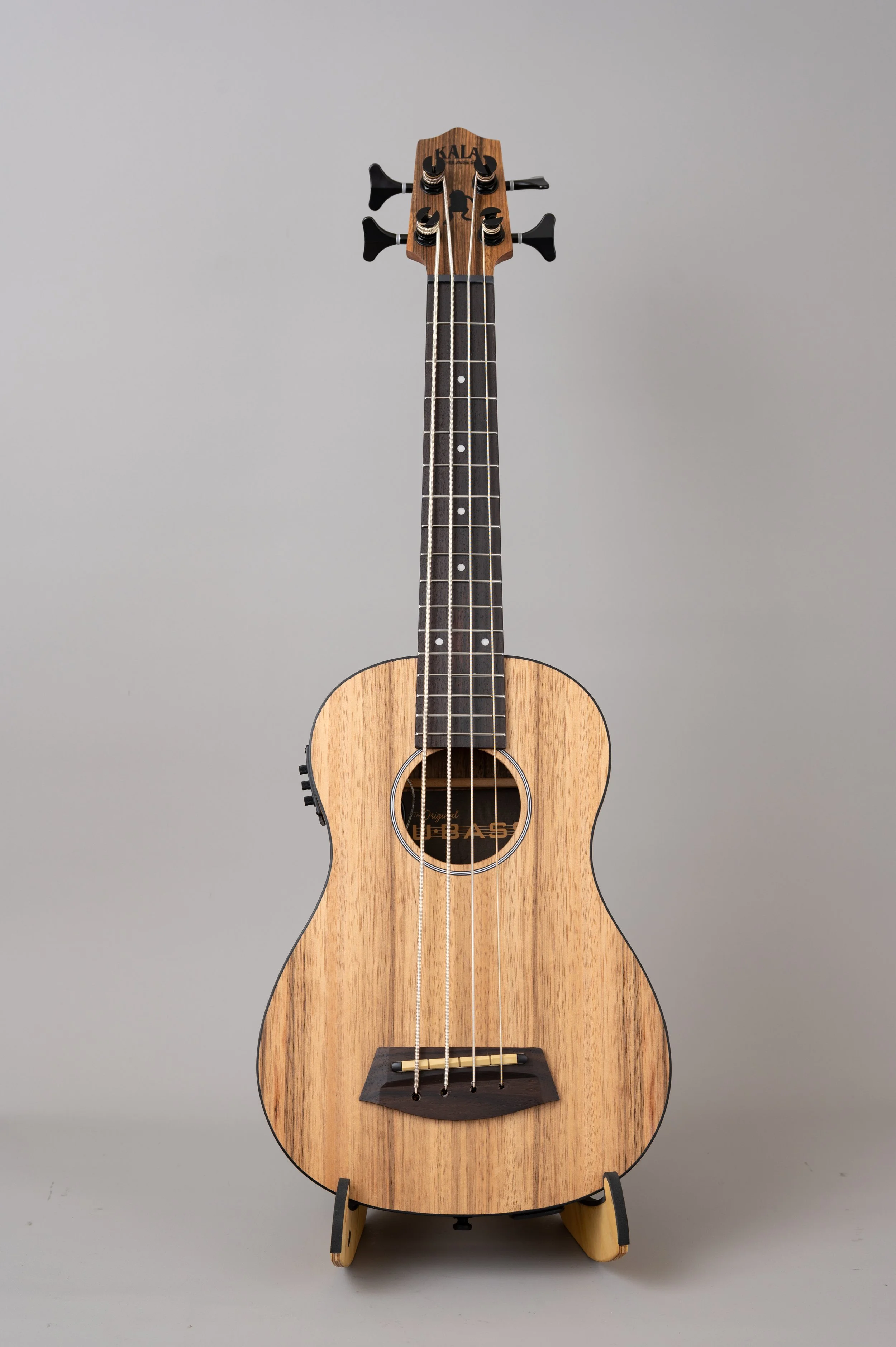 Kala U-Bass Pacific Walnut-2379.jpg