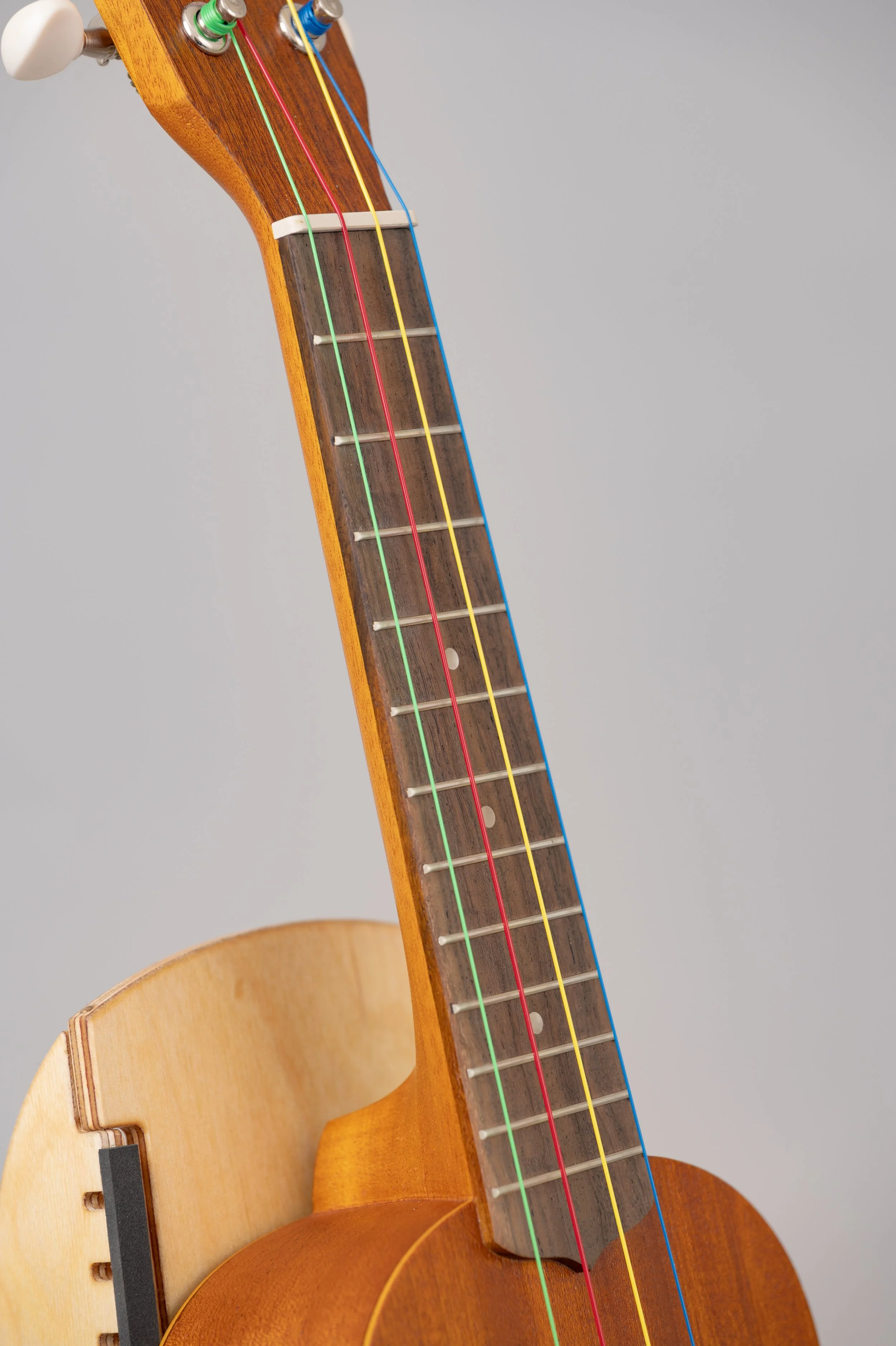 SK-10 with color strings-2219.jpg