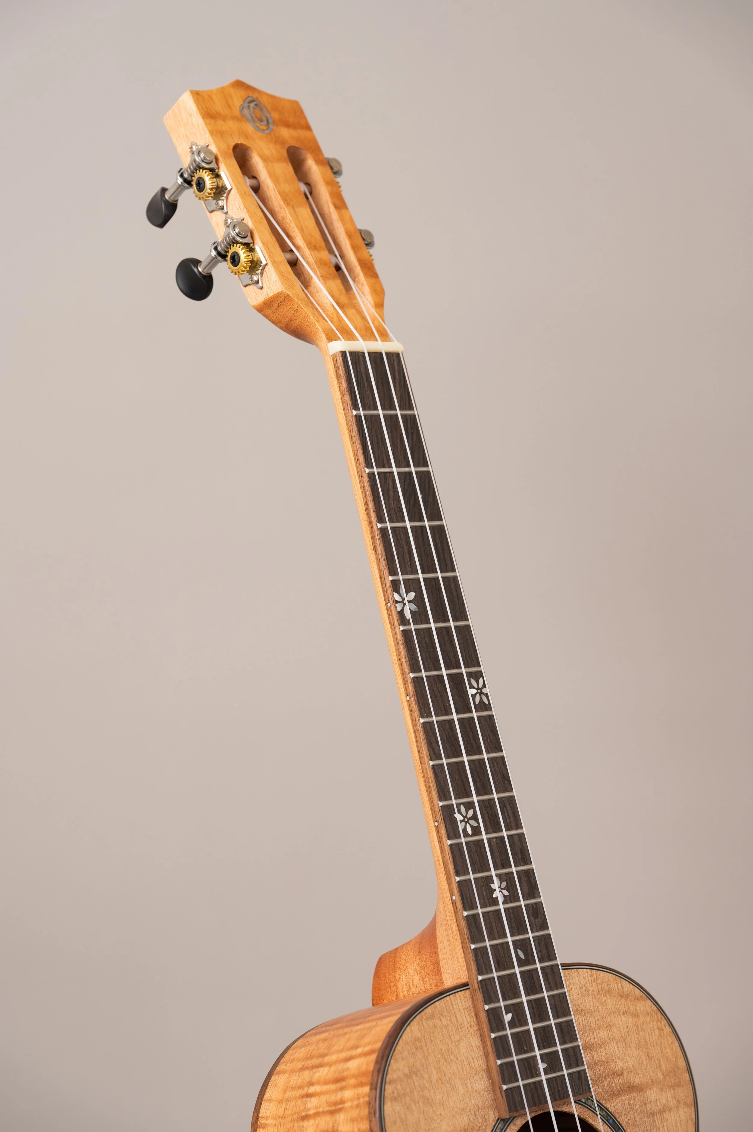 TK-18OM-2089.jpg