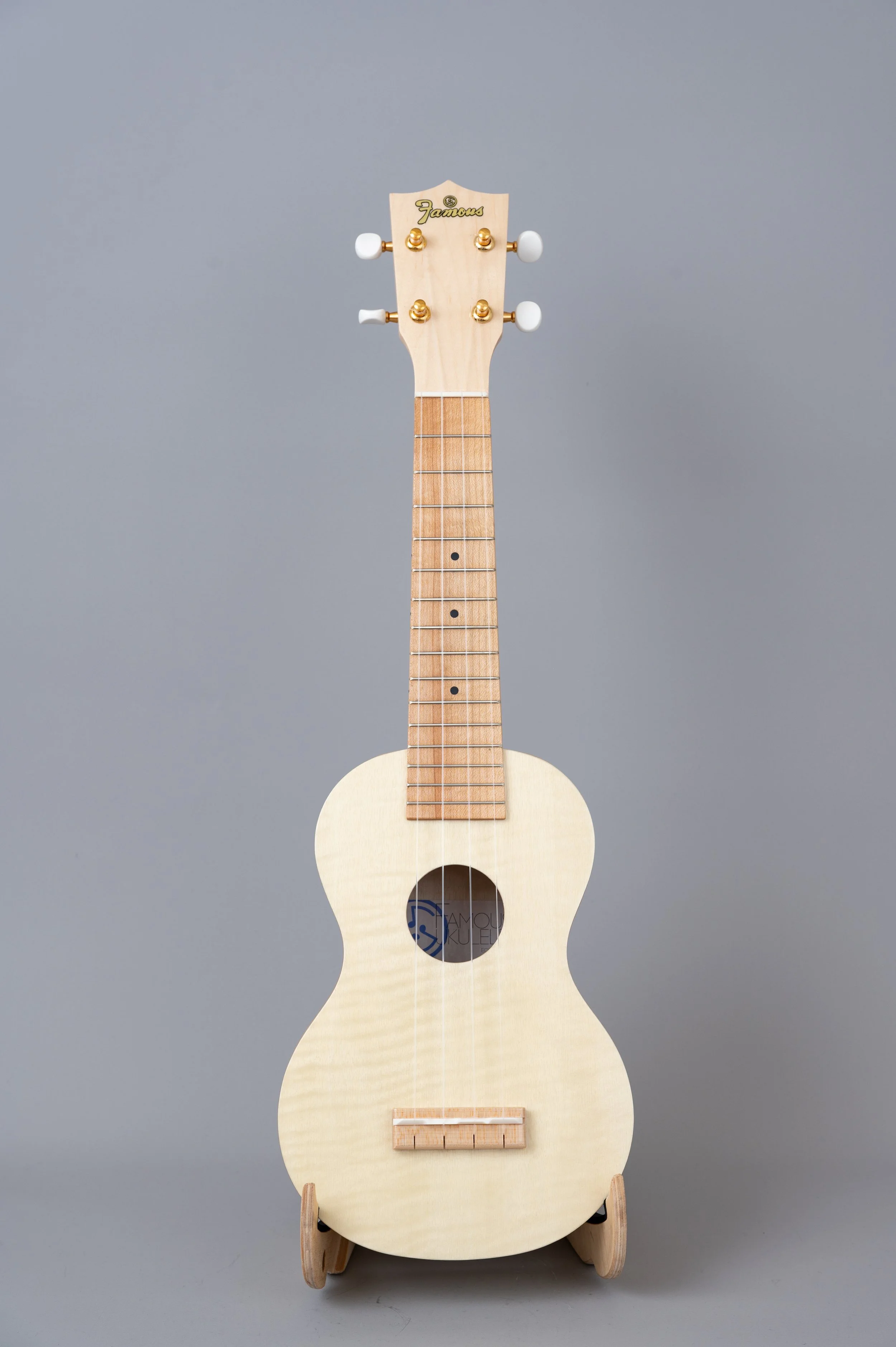 Famous FS-S10N-2722.jpg
