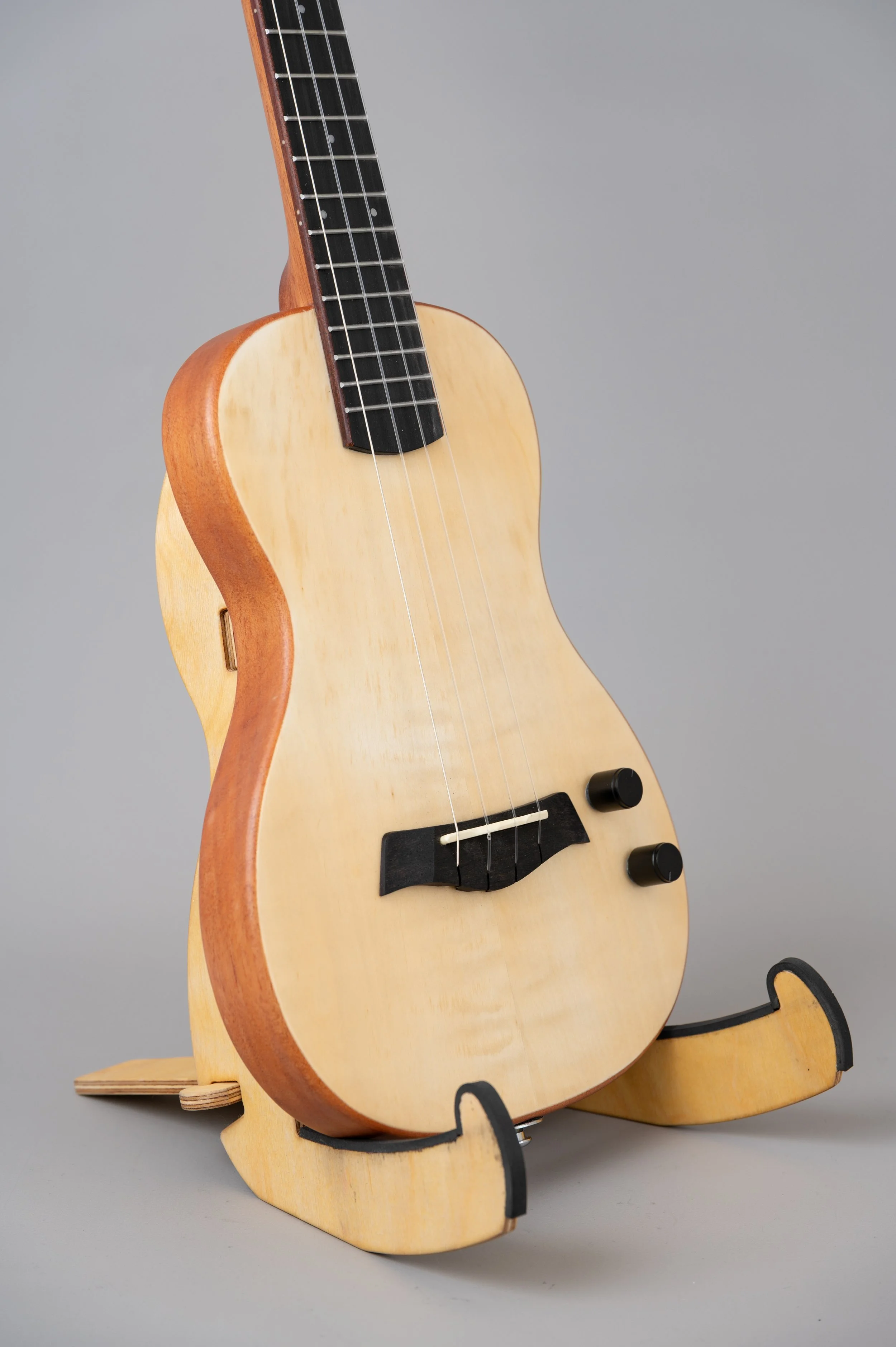 Kala Solid Body Tenor Flamed Maple-2412.jpg