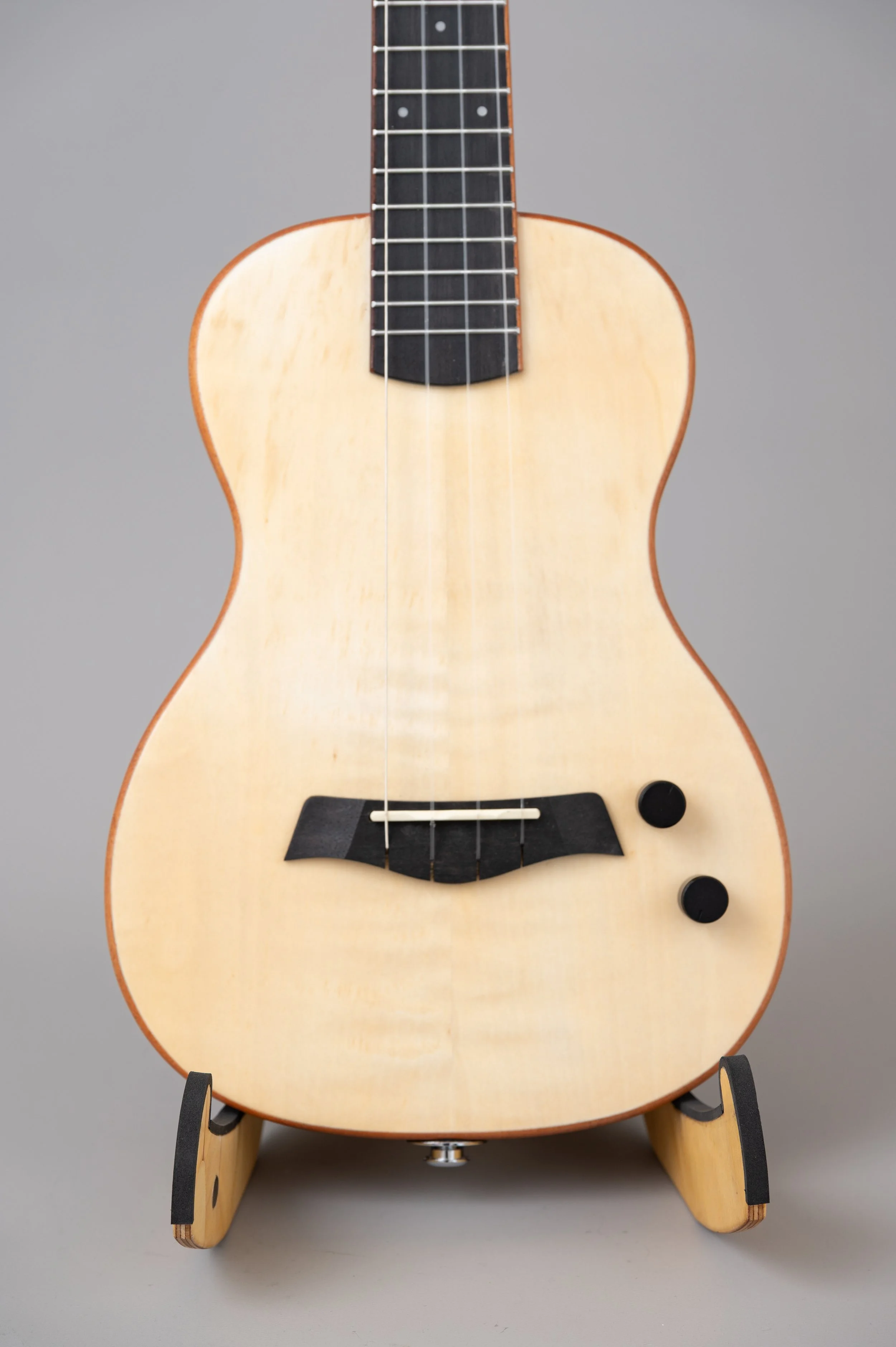Kala Solid Body Tenor Flamed Maple-2400.jpg