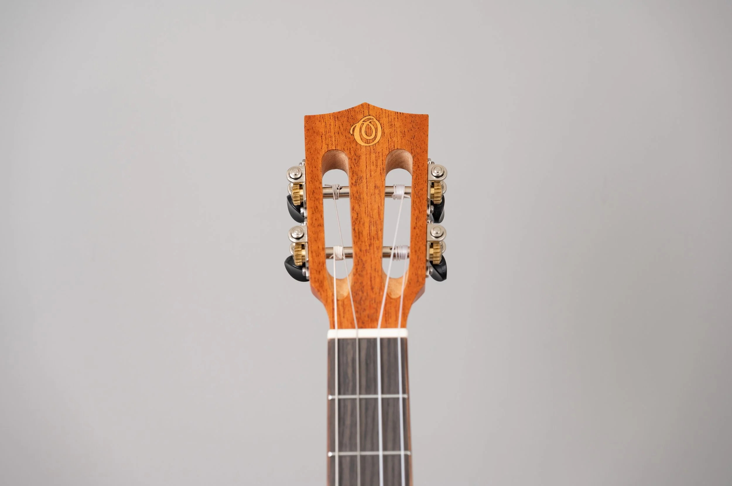 Ohana BK-32-2473.jpg