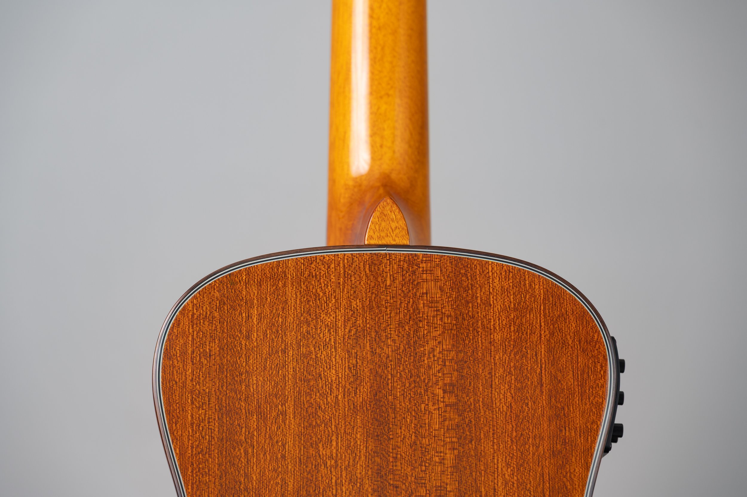 Ohana BK-35GE-2445.jpg
