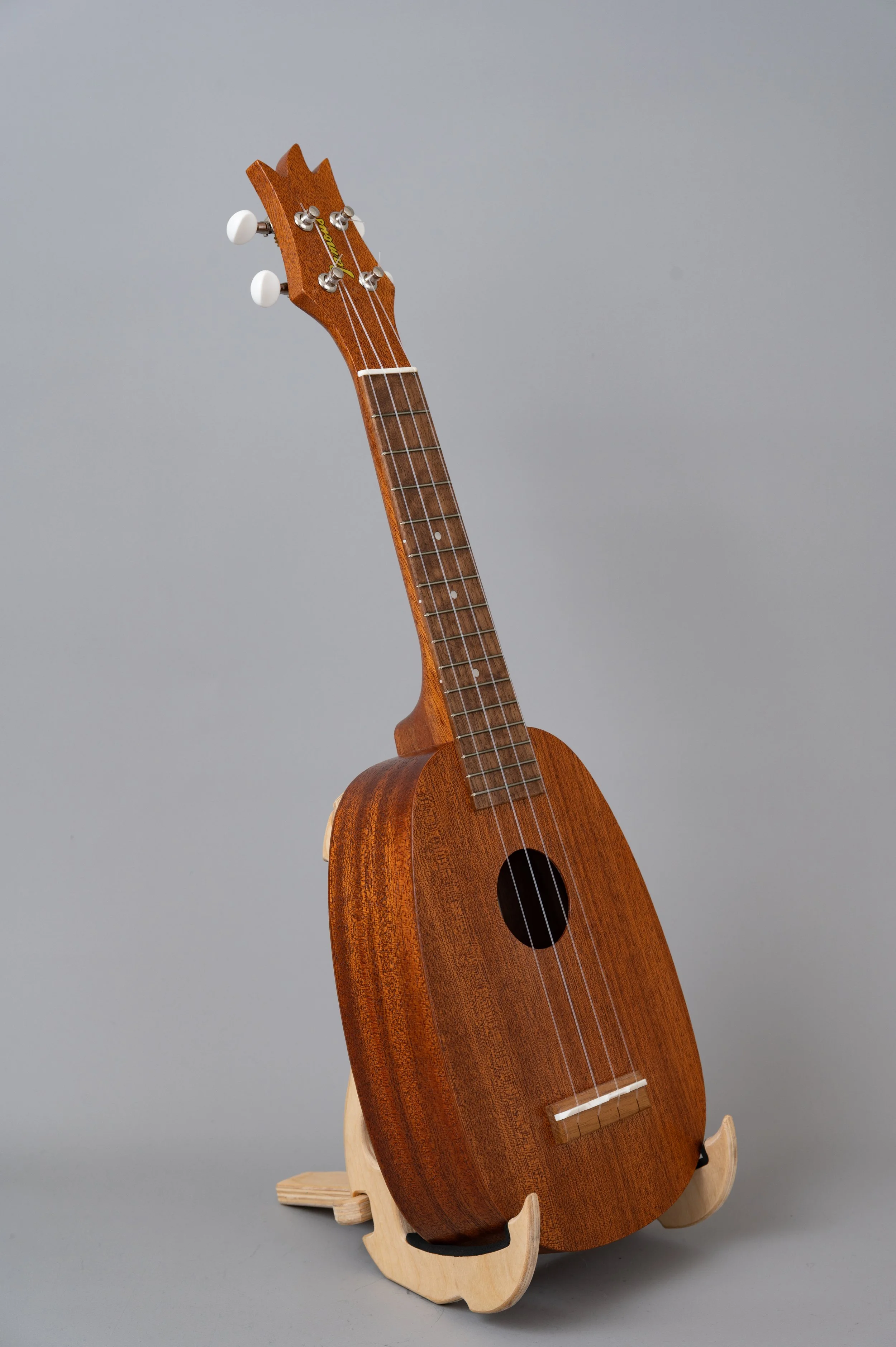 Famous FS-2PG-2778.jpg