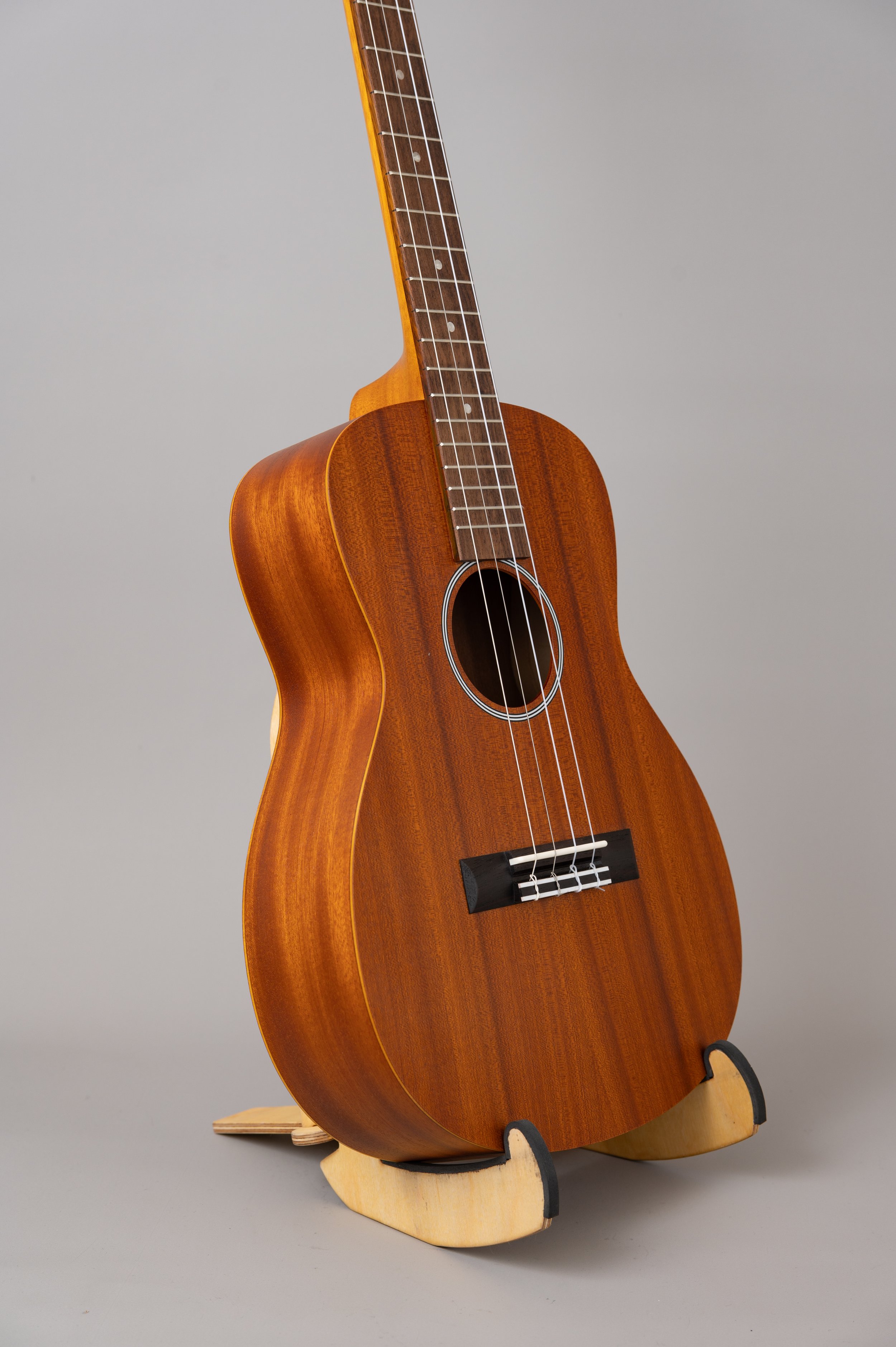 Ohana BK-10-2430.jpg