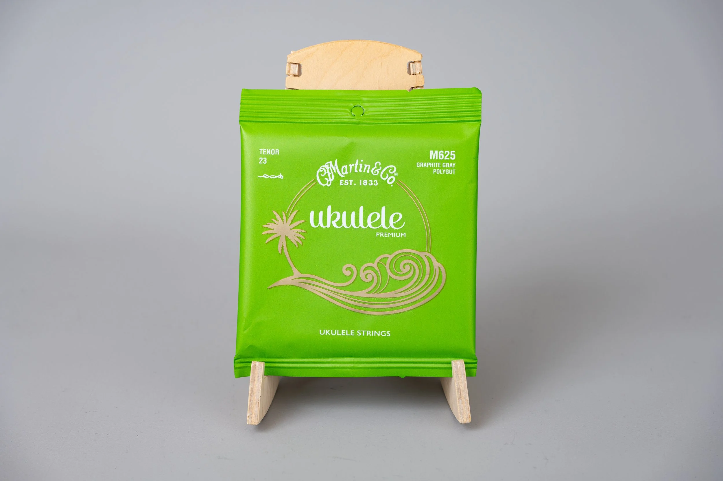 Martin & Co. M625 Tenor Polygut Strings.jpg