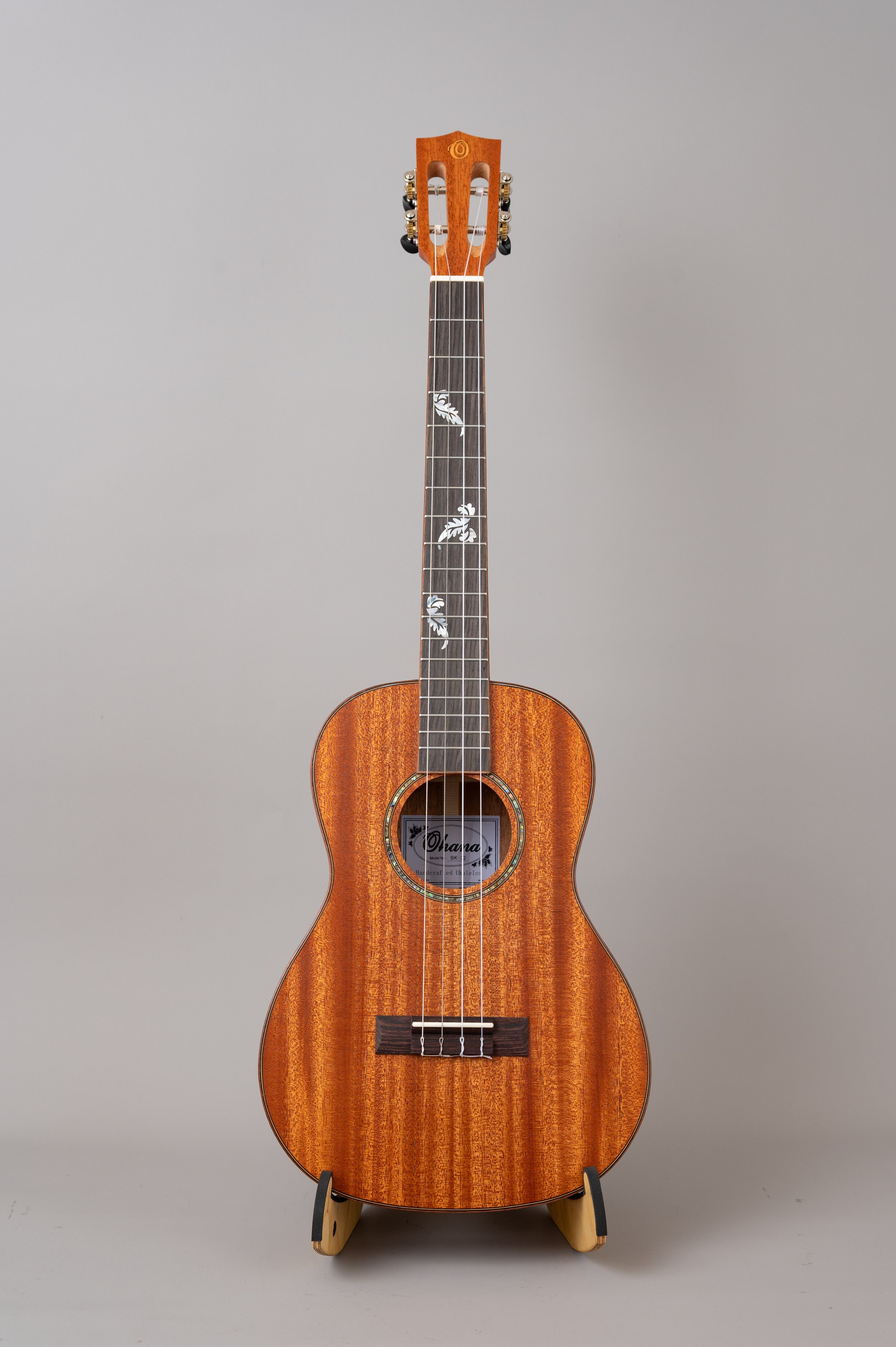 Ohana BK-32-2472.jpg