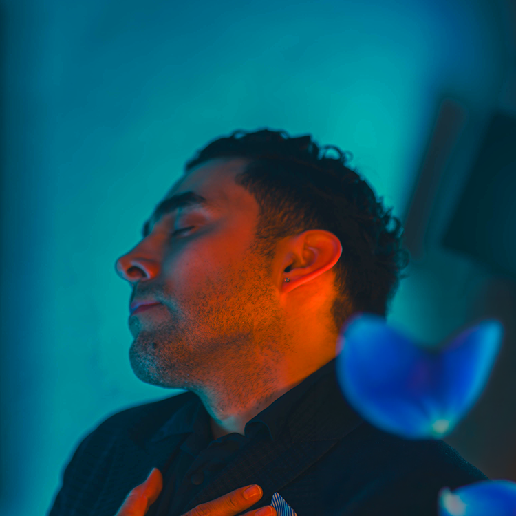 02_Spotify_Avatar_Image_Jandro_Cisneros-Romantico-Artwork_750x750.png