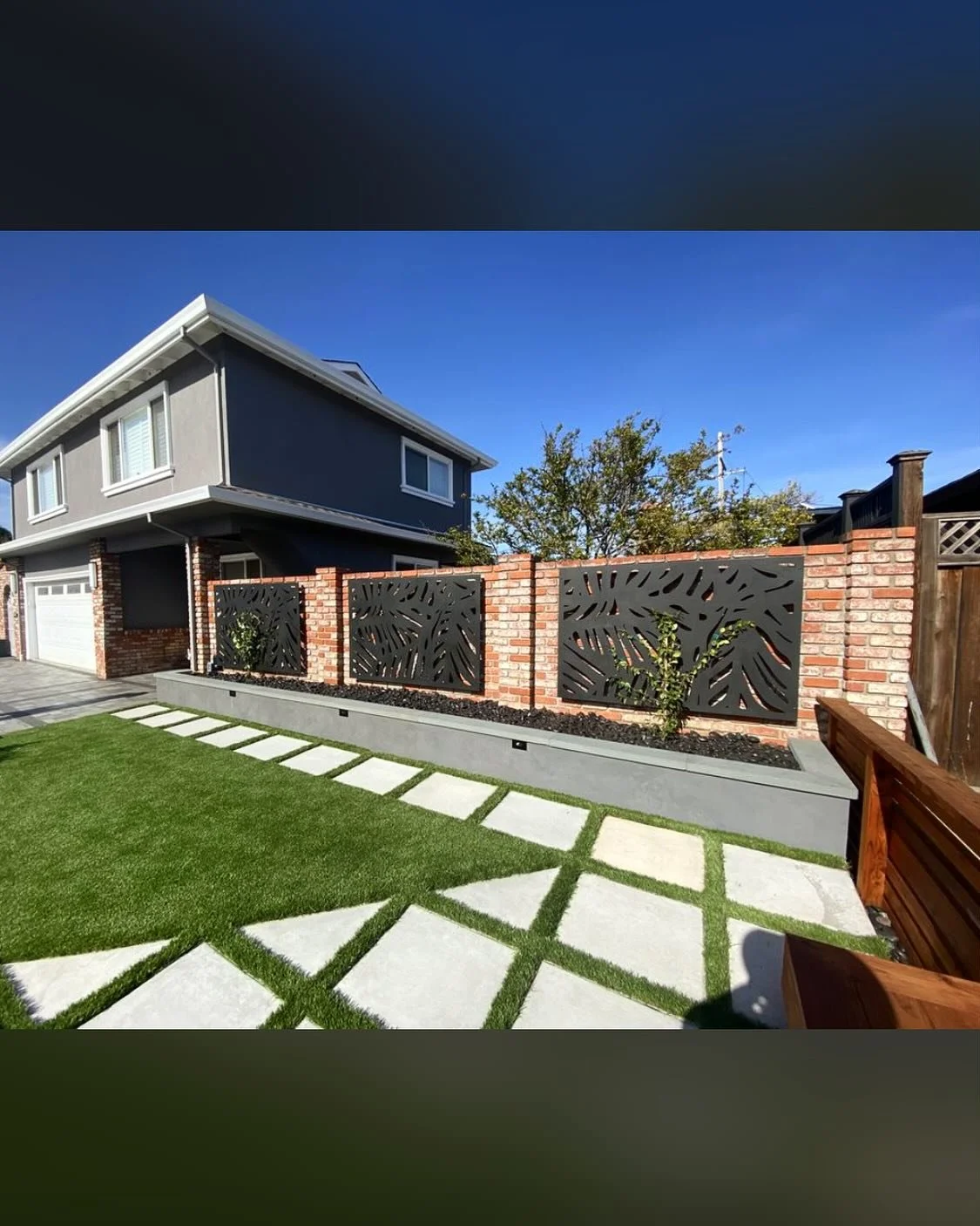 Aim to create a client&rsquo;s preference 

#privacyfence #yarddesign