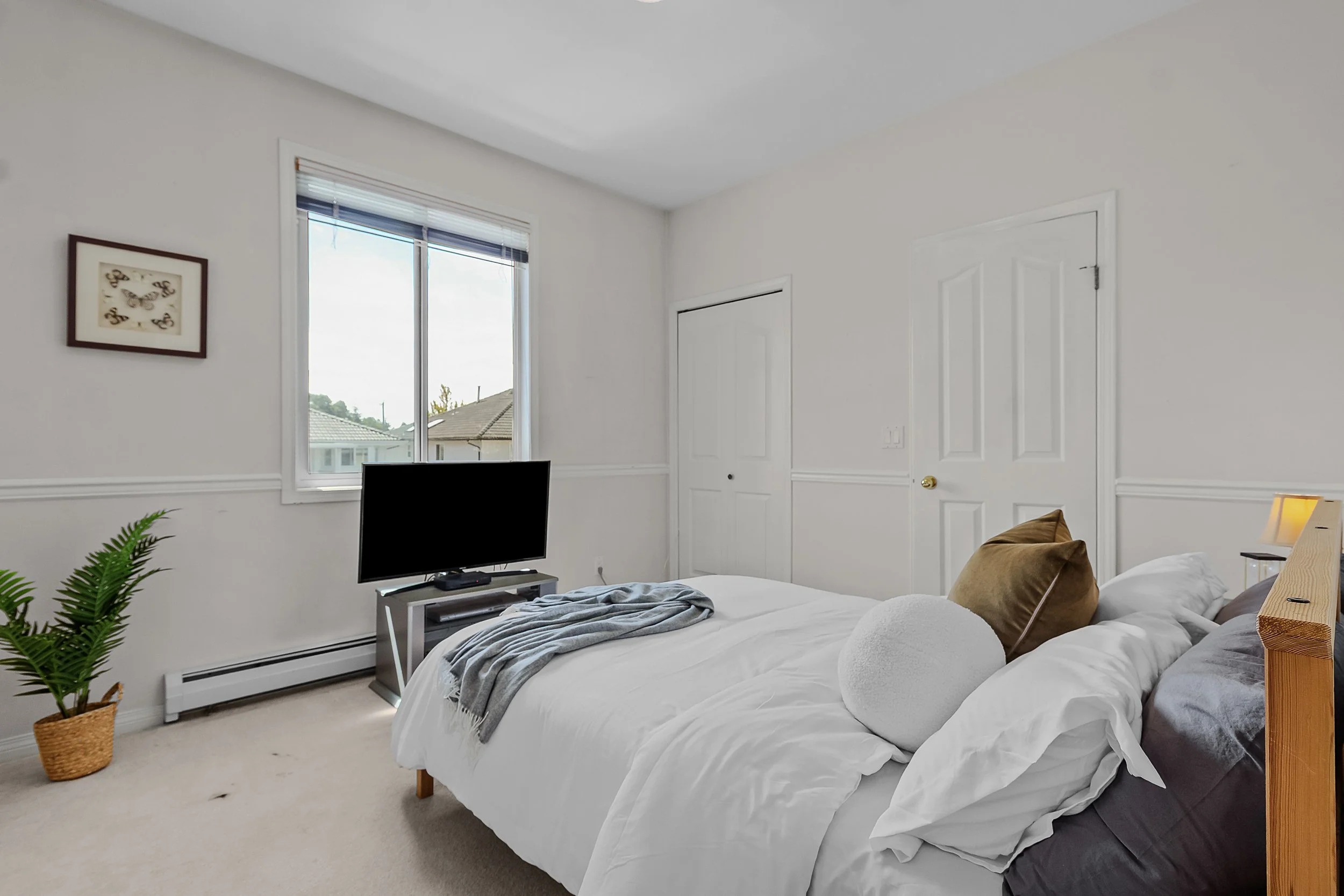 12256-64a-avenue-photo-63.jpg