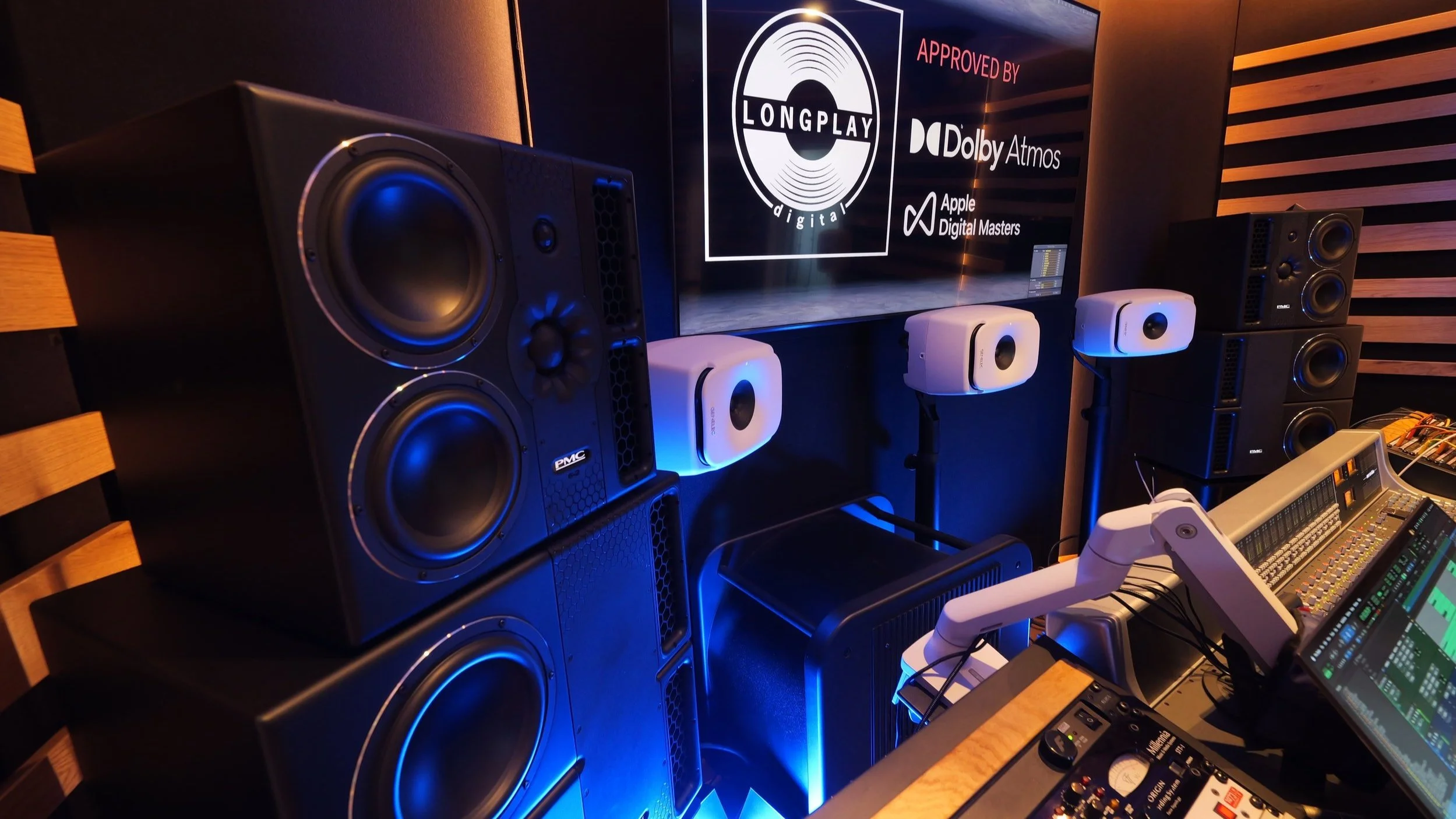Longplay Studios Control Room - Speakers
