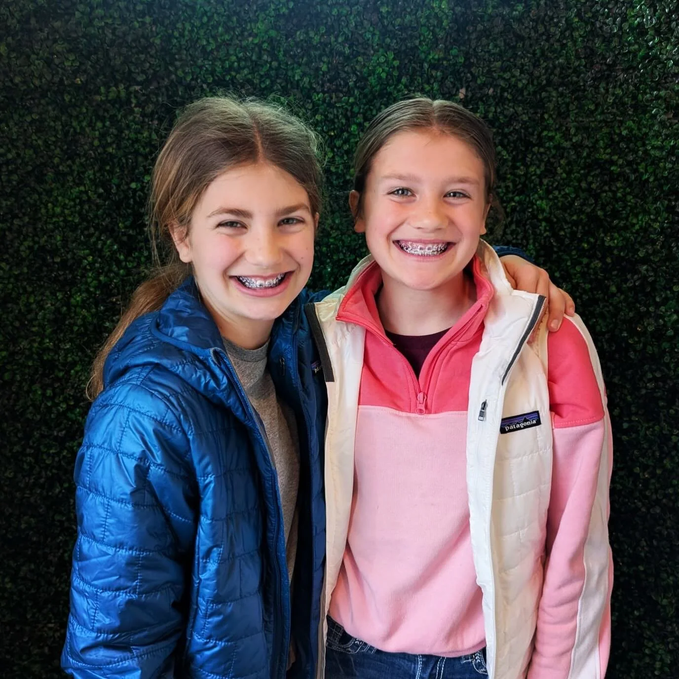 Two happy sisters after getting braces! 👯&zwj;♀️💕