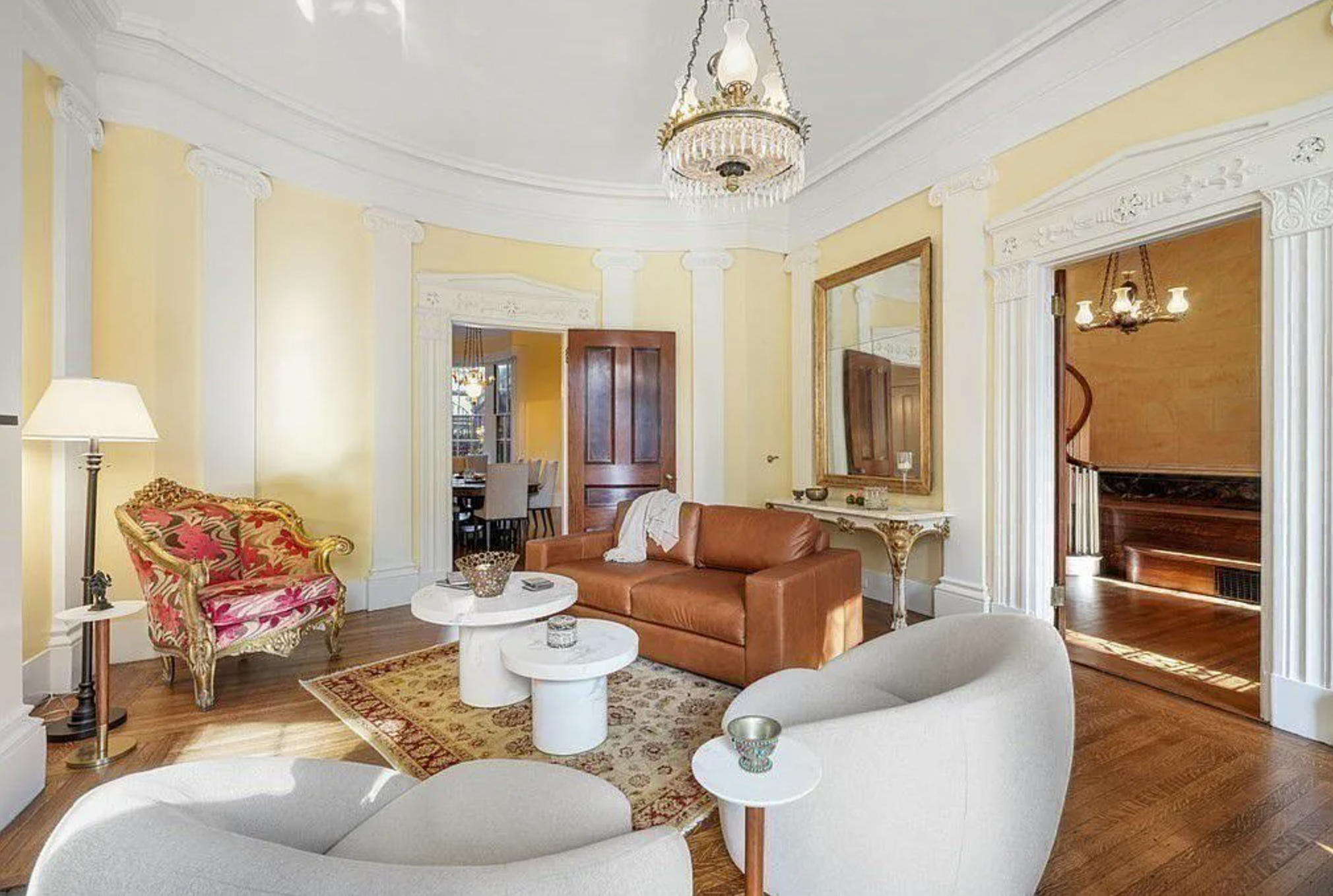 Historic Traditional Sitting Room.png