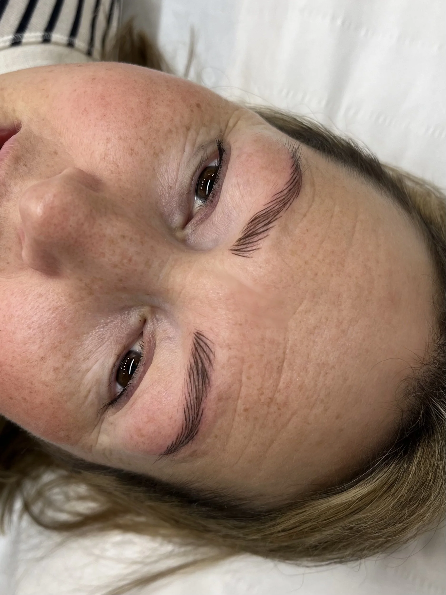 Permanent Makeup after-shot photo of clients first treatment showing individual hairstrokes #afterphoto #permament #makeup #clientphoto #pmu #radstock 