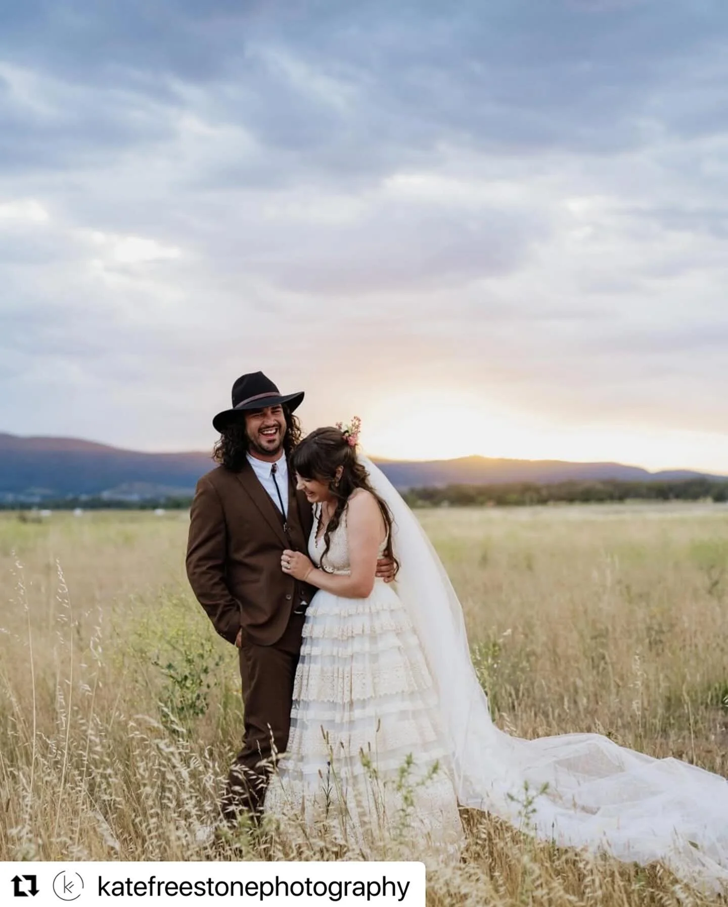 Hal &amp; Nats wedding day ❤️

@augustine_mudgee @larnahputtockhairdressing_
@therapybykrystal @mudgee.monkey.wedding_florist
@zolotas_australia @cakesbycathmudgee_
@soundsofsebastian @queenoftheandes
@milliesavage_