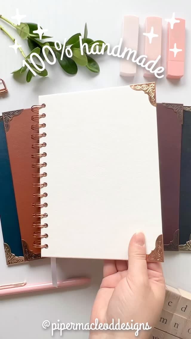 Your journal, your way ✨
This A5 hardcover bullet journal was designed to help you stay organized without the overwhelm — no setup required, no pressure to be “aesthetic,” just simple, functional pages that work.
♡ Customize your