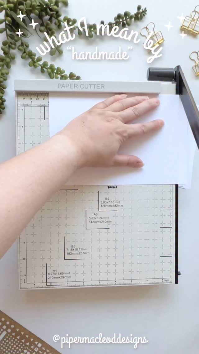 Watch 1+ hours of work in under 1 minute with this behind the scenes view at how I make my custom journals ✨
Every custom journal I make is built by hand — from cutting every single page and printing my hand-drawn designs, to wrapping each har