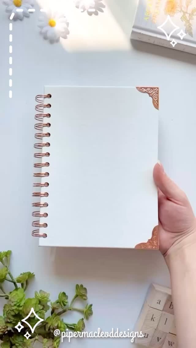 Check out every side of my revamped vegan-leather hardcover journals — sleek, sturdy, and fully customizable just for you. Which color and theme combo would you pick?
#bulletjournal #customjournal #hardcoverjournal #veganleather #journalsetup
