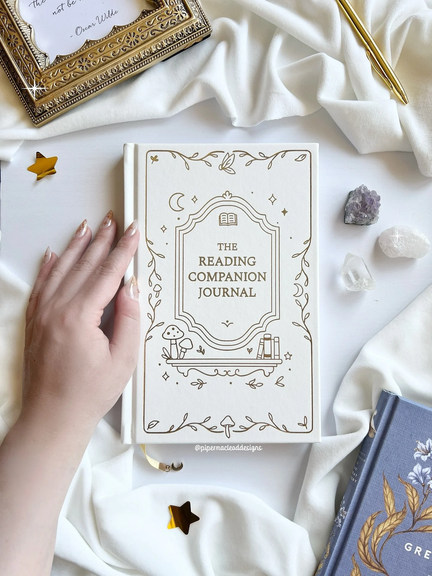 All the colors, all the possibilities ✨
☁️ Moon Veil Ivory 🌿 Ivy Oath Green 🦋 Storm Drift Blue 🌘 Raven Wing Black
Each one with its own personality, but all made for the same cozy reading life.

Which color are you reaching for first?

&mdash;

#r