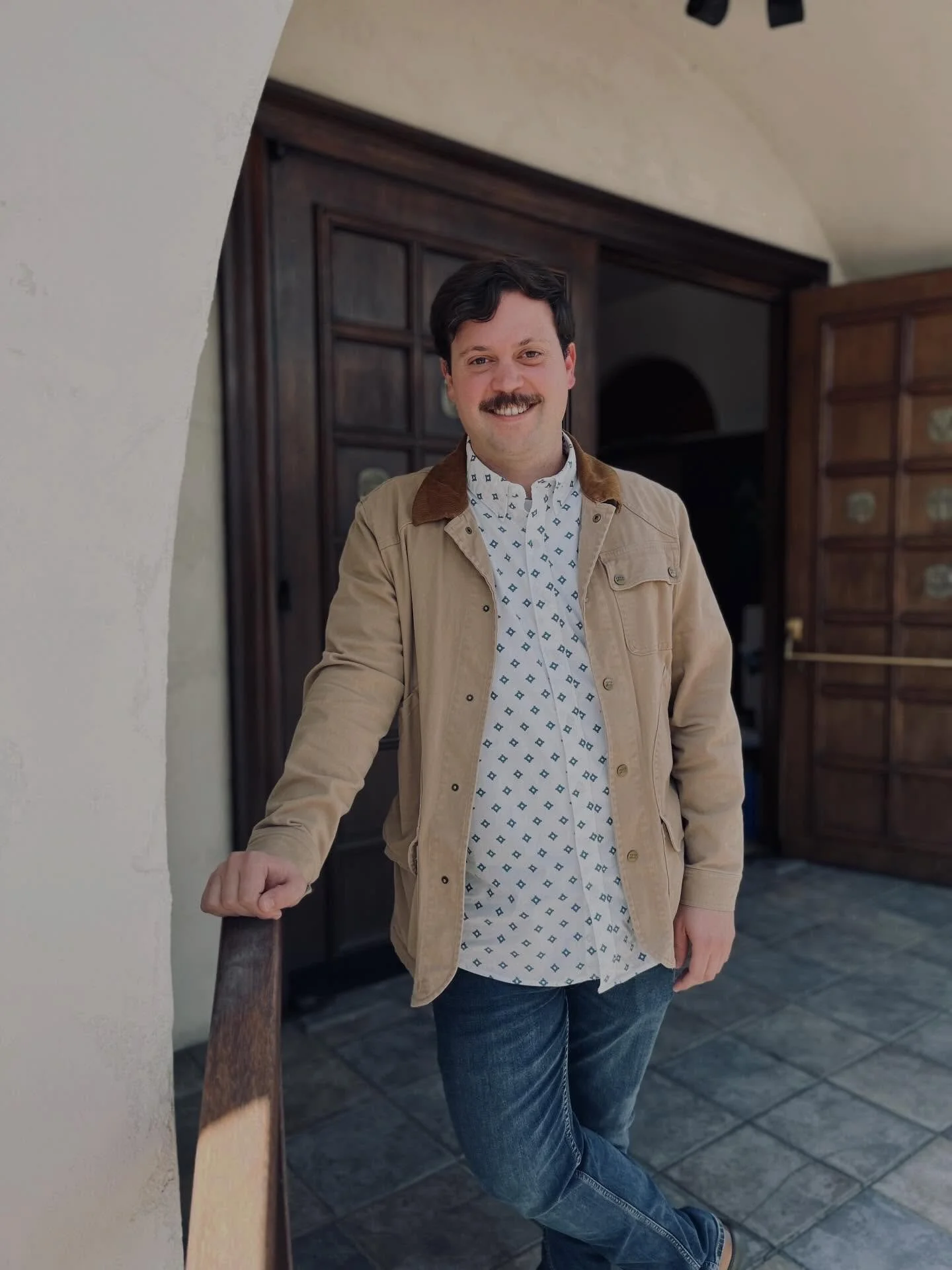 Our team is growing! Sonic Bloom Music Academy is excited to welcome Grant to the team as a guitar teacher! Interested in guitar lessons? Sign up on our website, your first lesson is free! 
&bull;
Get to know your teacher: Grant is a born and raised 