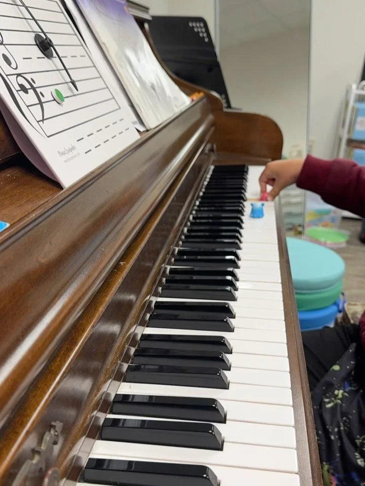 Has your child struggled with learning an instrument in the past? Learning to read music is like learning a whole new language, it&rsquo;s TOUGH! That&rsquo;s why we like to use games like race across the piano to help students grasp the core concept