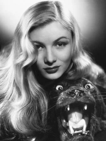 veronica-lake-1941_u-l-q10tbsv0.jpg