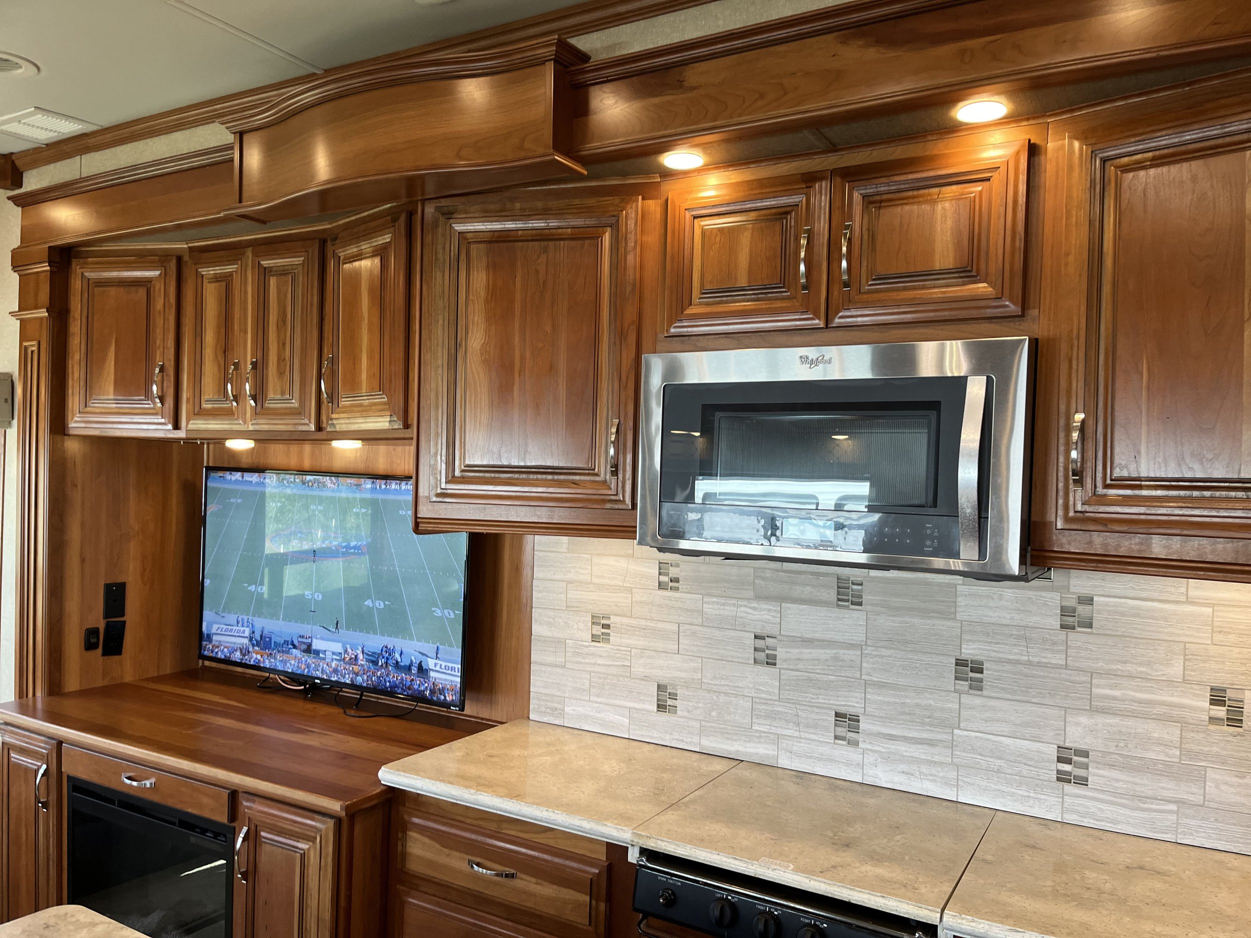 living room tv-min.jpg