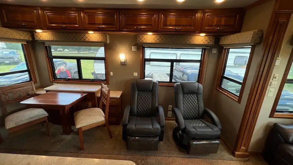 fron of recliner-Photoroom.jpg