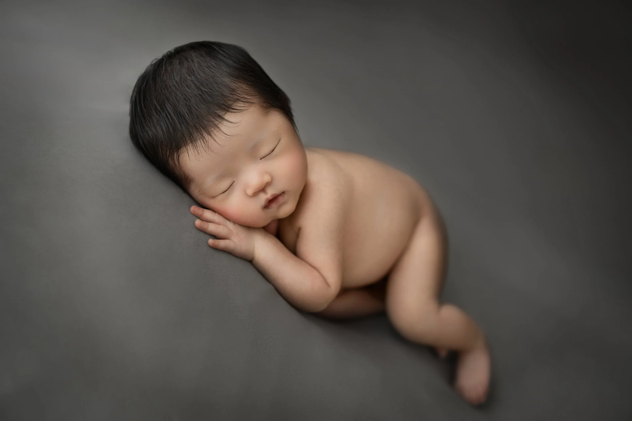 眠っている赤ちゃんのクローズアップ写真