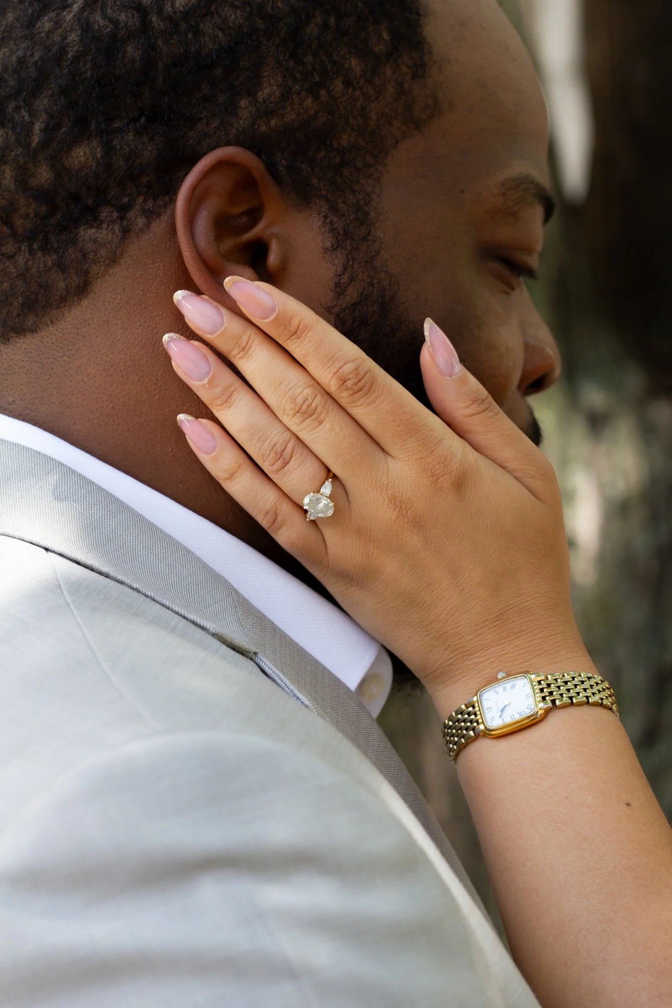 intimate-closeup-nyc-wedding-photography-diamond-ring-tenth-and-kingston-photography.jpg