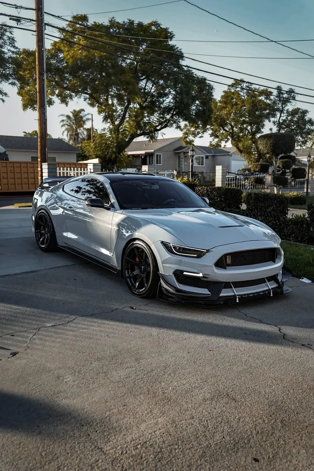 Mobile application of IGL Arcane 5-year graphene ceramic coating in Beverly Hills.