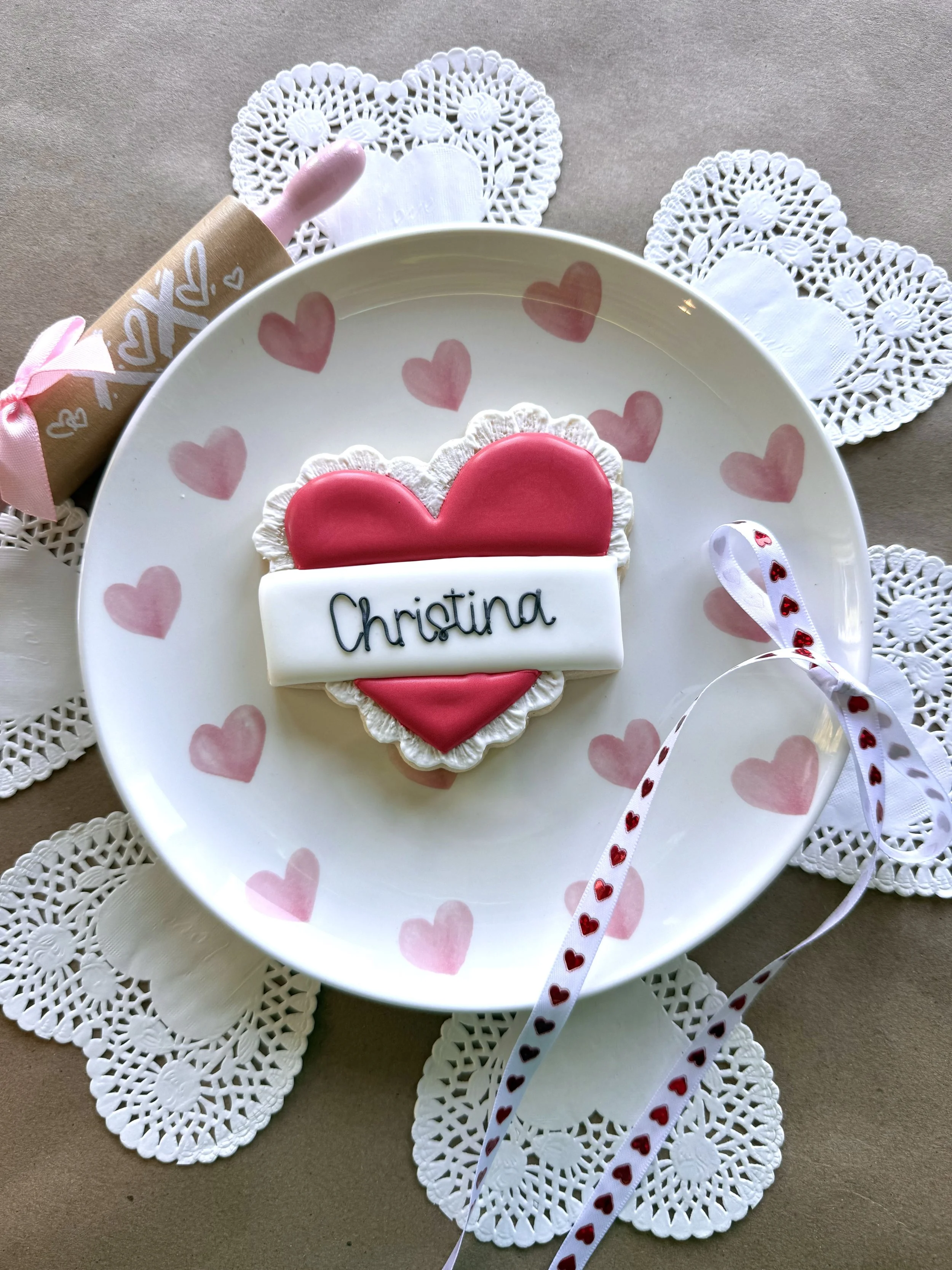 Scalloped Heart Individual