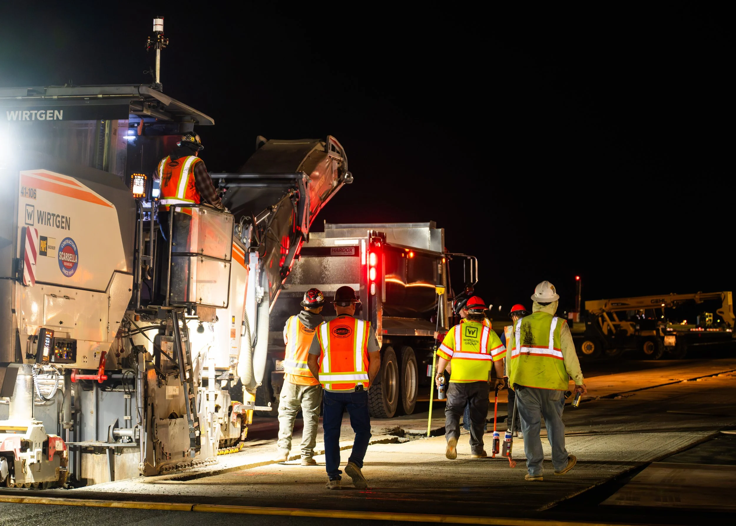 PAE 16R pavement work 08-04-26-2.jpg