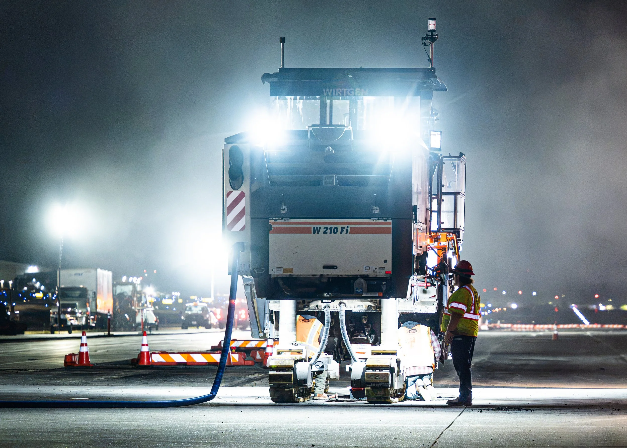 PAE 16R pavement work 08-04-26-20.jpg
