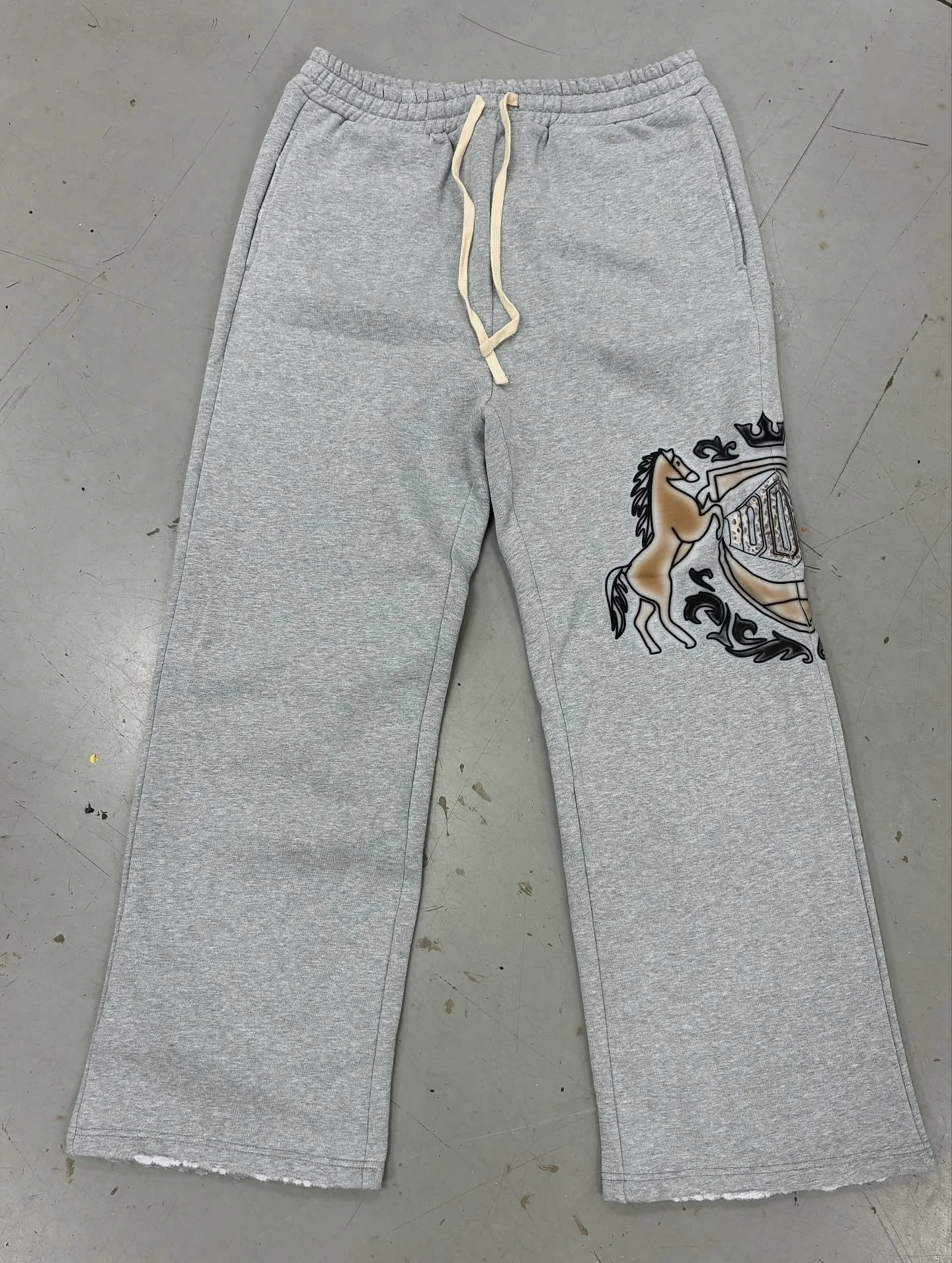 Custom Printed Open Leg Sweats 🐎

DM if you need something custom printed!