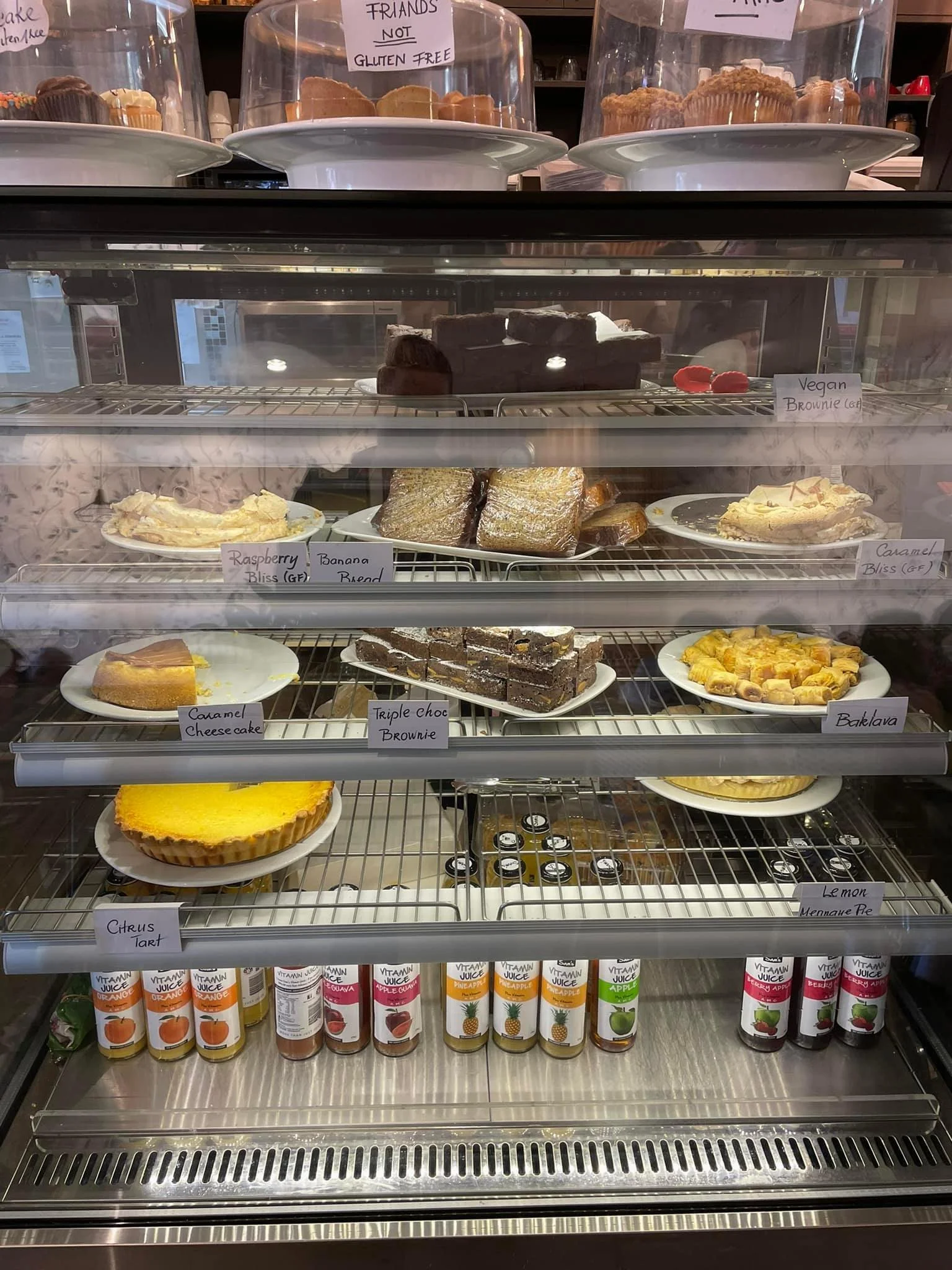 Cafe Laurella sweets