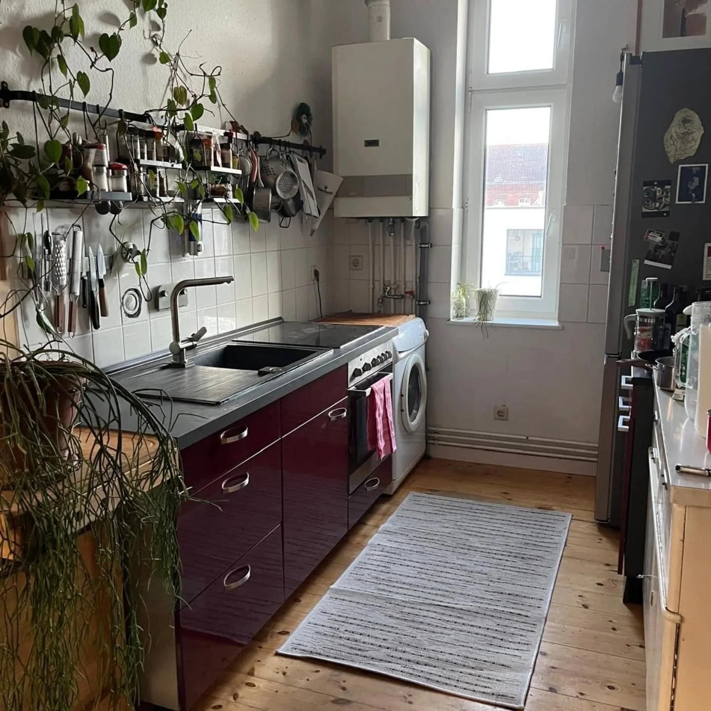 ✨ Before &amp; After ✨
We carefully removed the old kitchen and gave this home a fresh look by installing another one that perfectly suits our Spanish customer&rsquo;s style 🇪🇸🍴

Now it&rsquo;s a warm, practical space &mdash; ready for cooking, ga