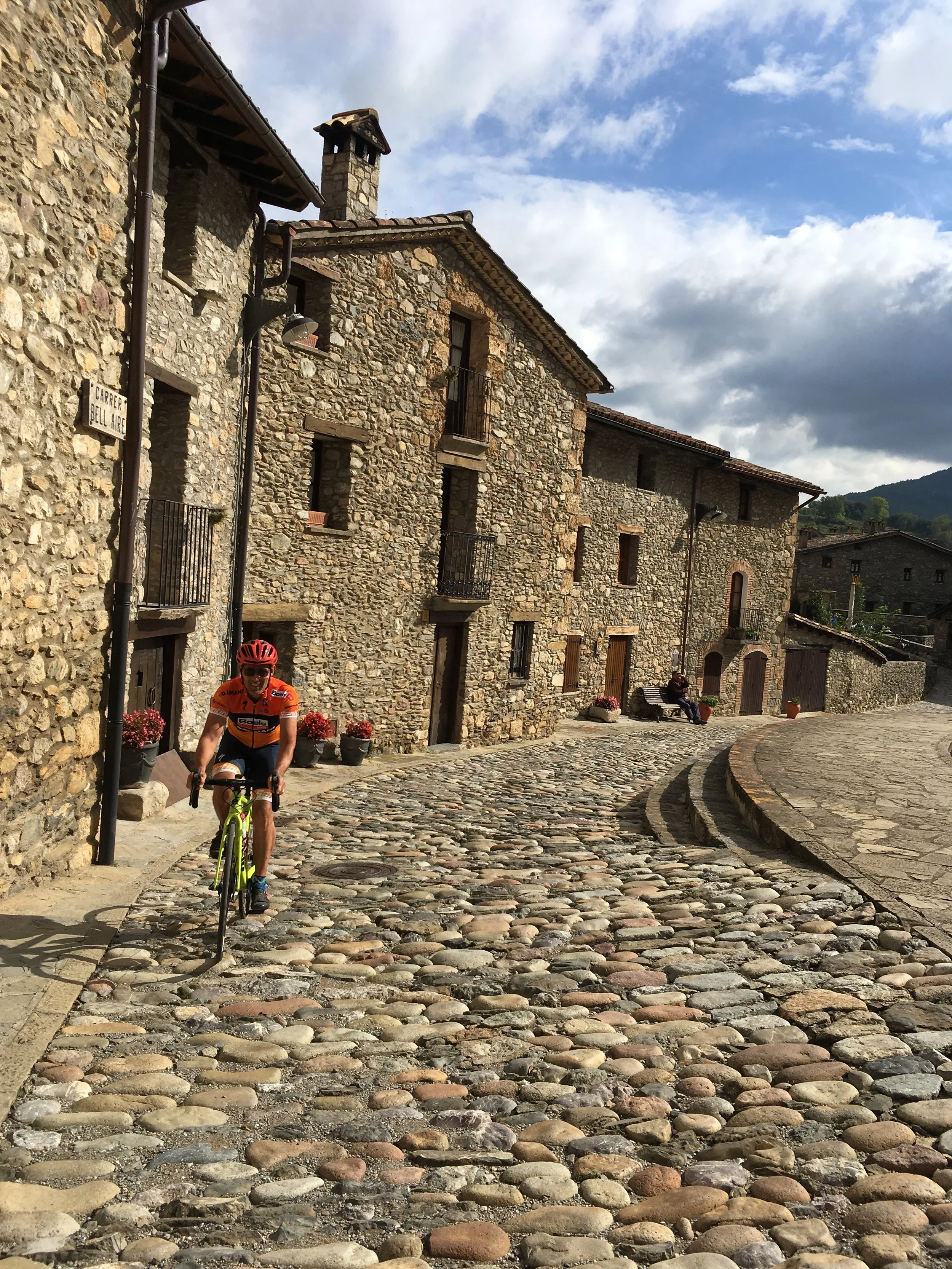 Ashleigh Girona Tour