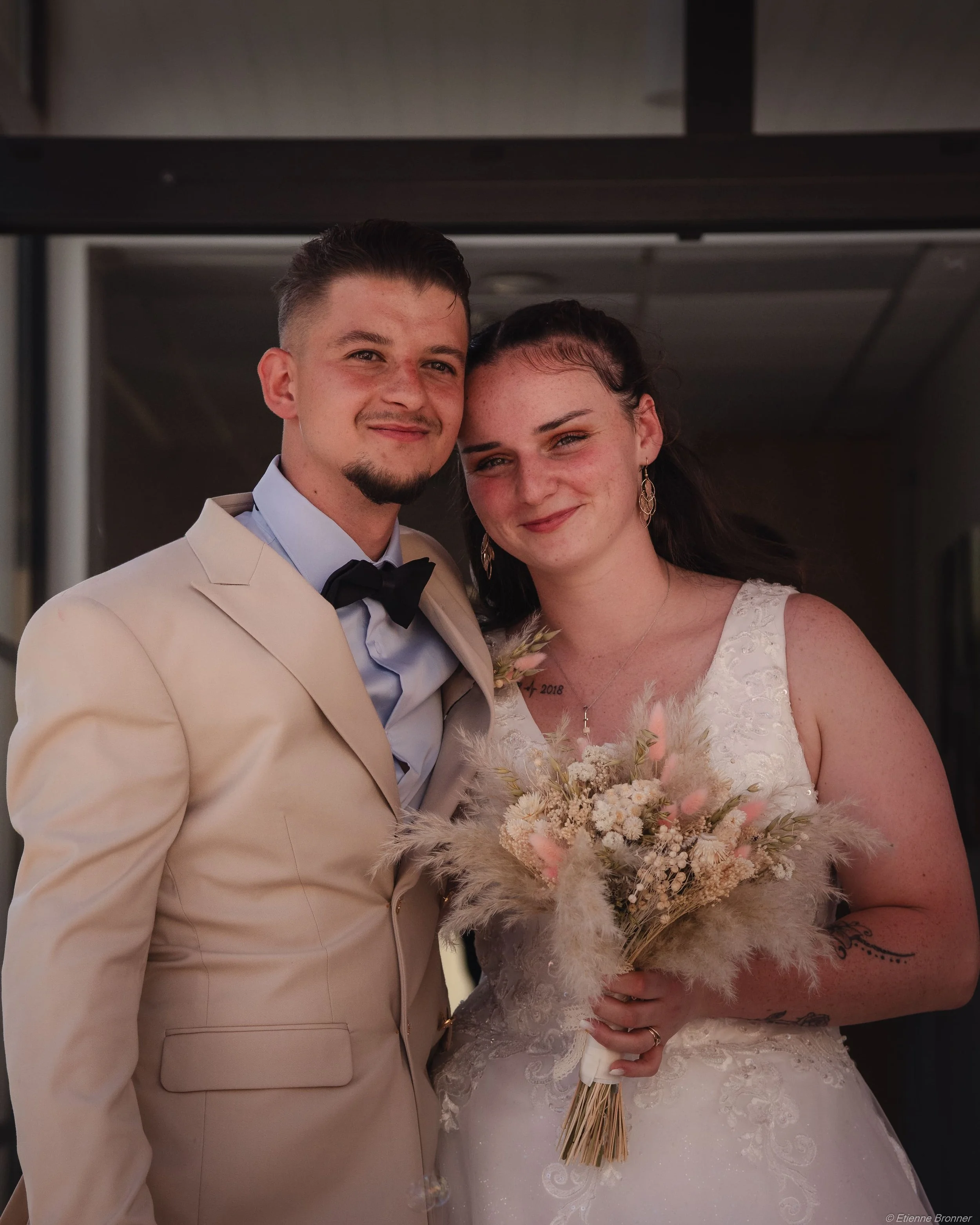 Portrait de deux mariés lors d'un mariage en Alsace