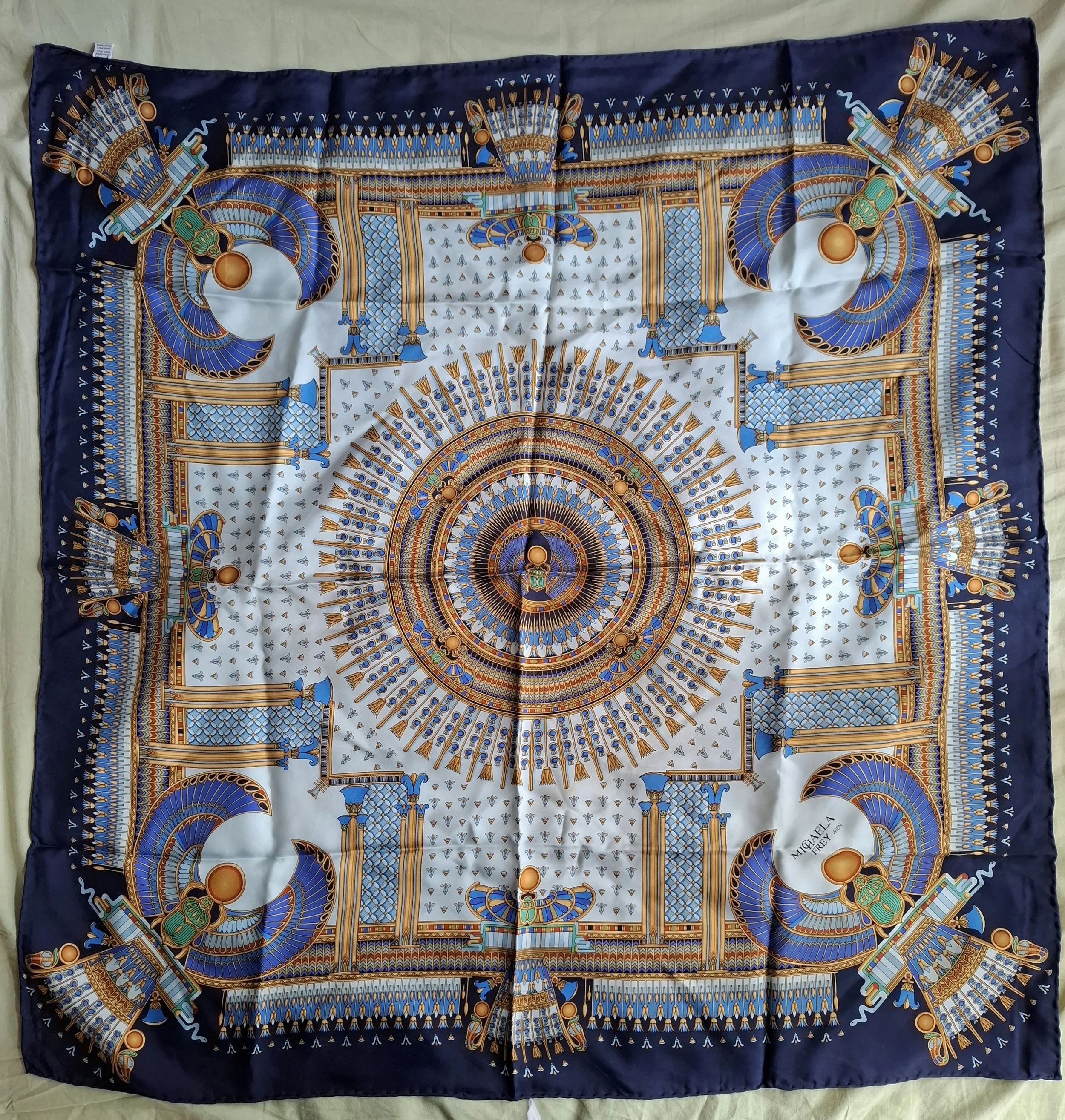 Foulard Michaela Frey motif Egypte
