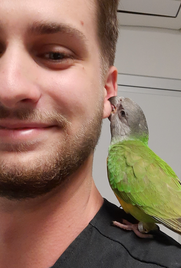 Photo Etienne avec youyou du sénégal