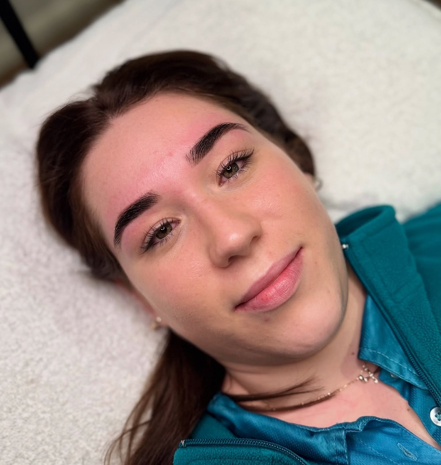 Fresh brows to frame that beautiful face ✨ Book now at artistryskinandbrows.com 🤍

@artistryskinandbrows
artistryskinandbrows.com

#beatybusselton #busseltonbeauty #artistryskinandbrows #brows #beautytherapy