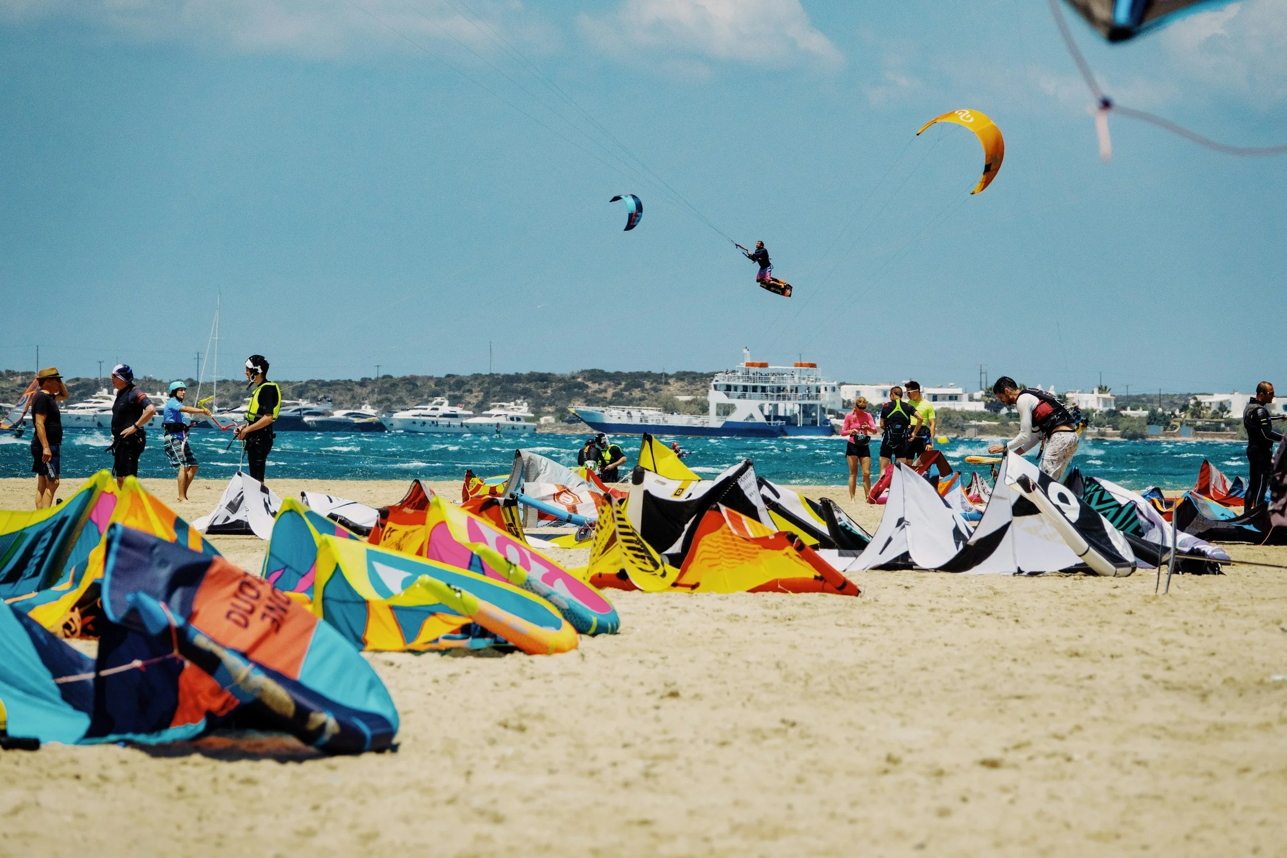 🪁 Learning Kitesurfing: Tarifa vs. Óbidos Lagoon – What’s Best for Beginners?