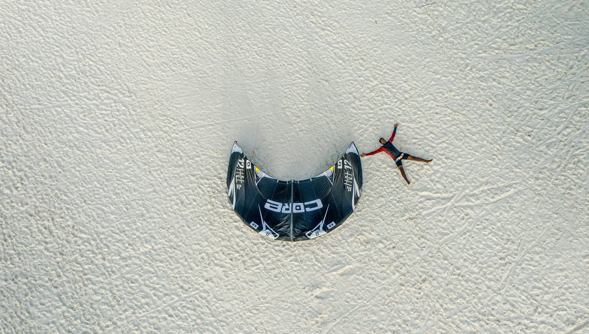 Learn Kitesurfing in Portugal All Year Round | Kite Lessons at Óbidos Lagoon