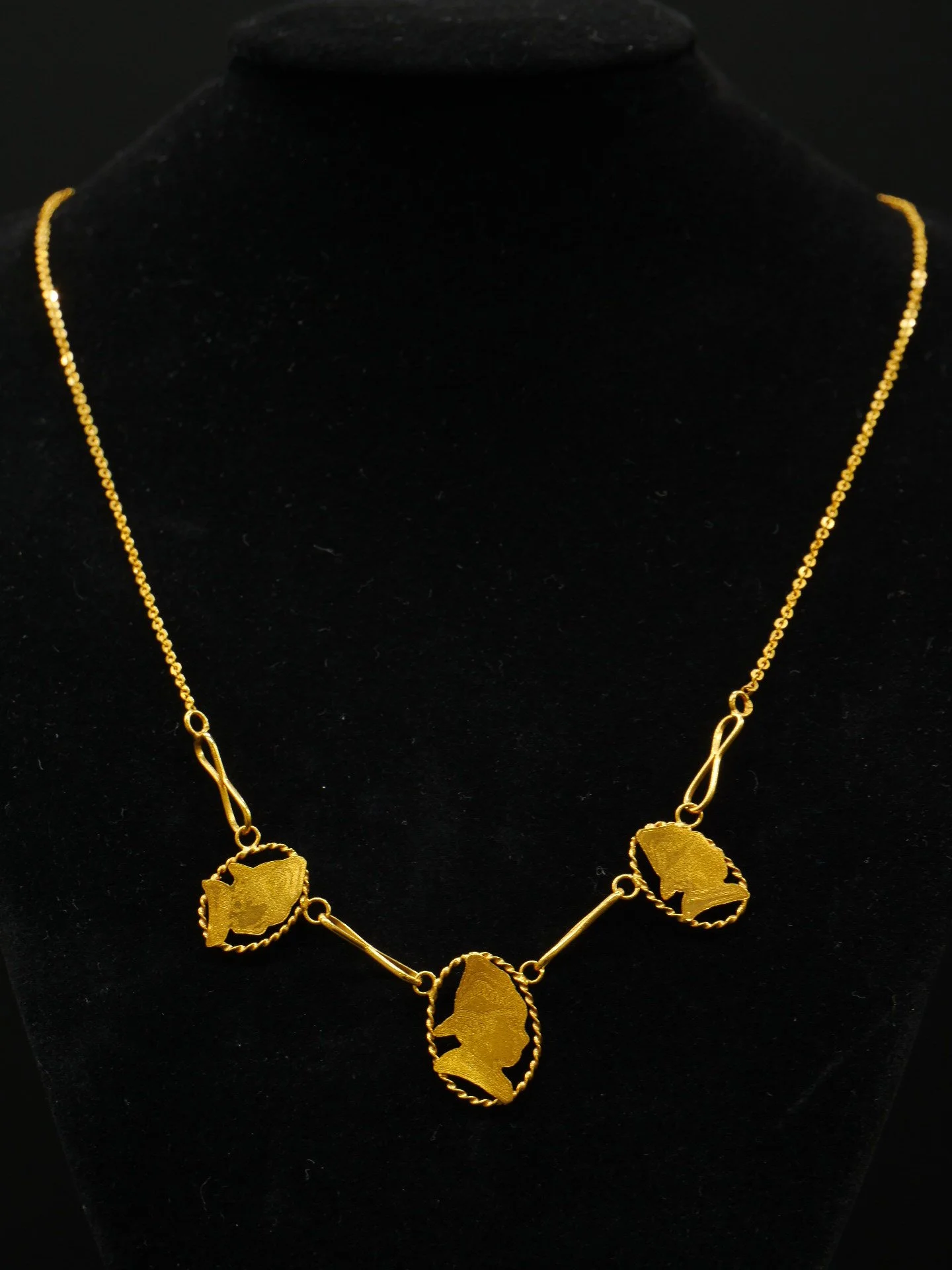 Collier femme 3 Cayennaise torsadé
